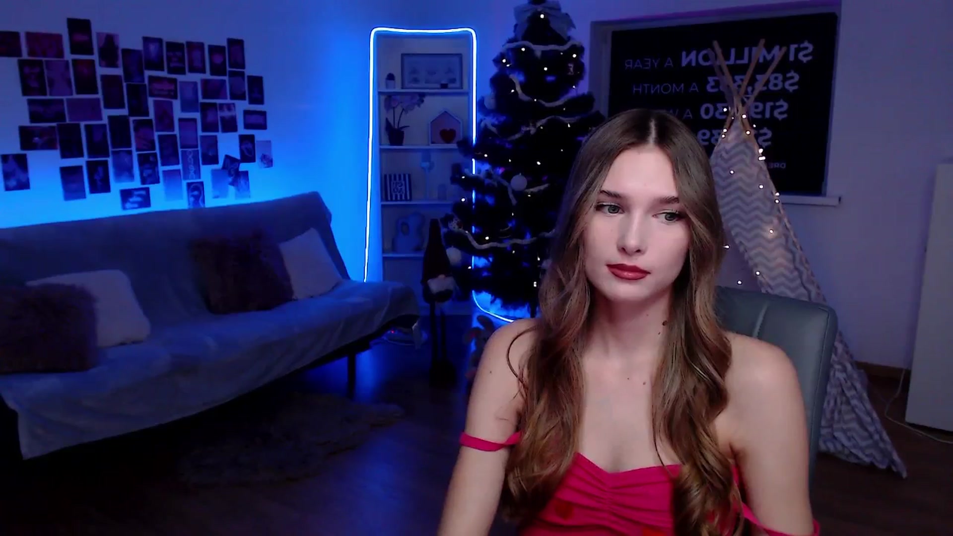 Gallery image thumbnail from Sirela's myfreecams stream on, 12/13/2025, 13:00 image 19 of 20
