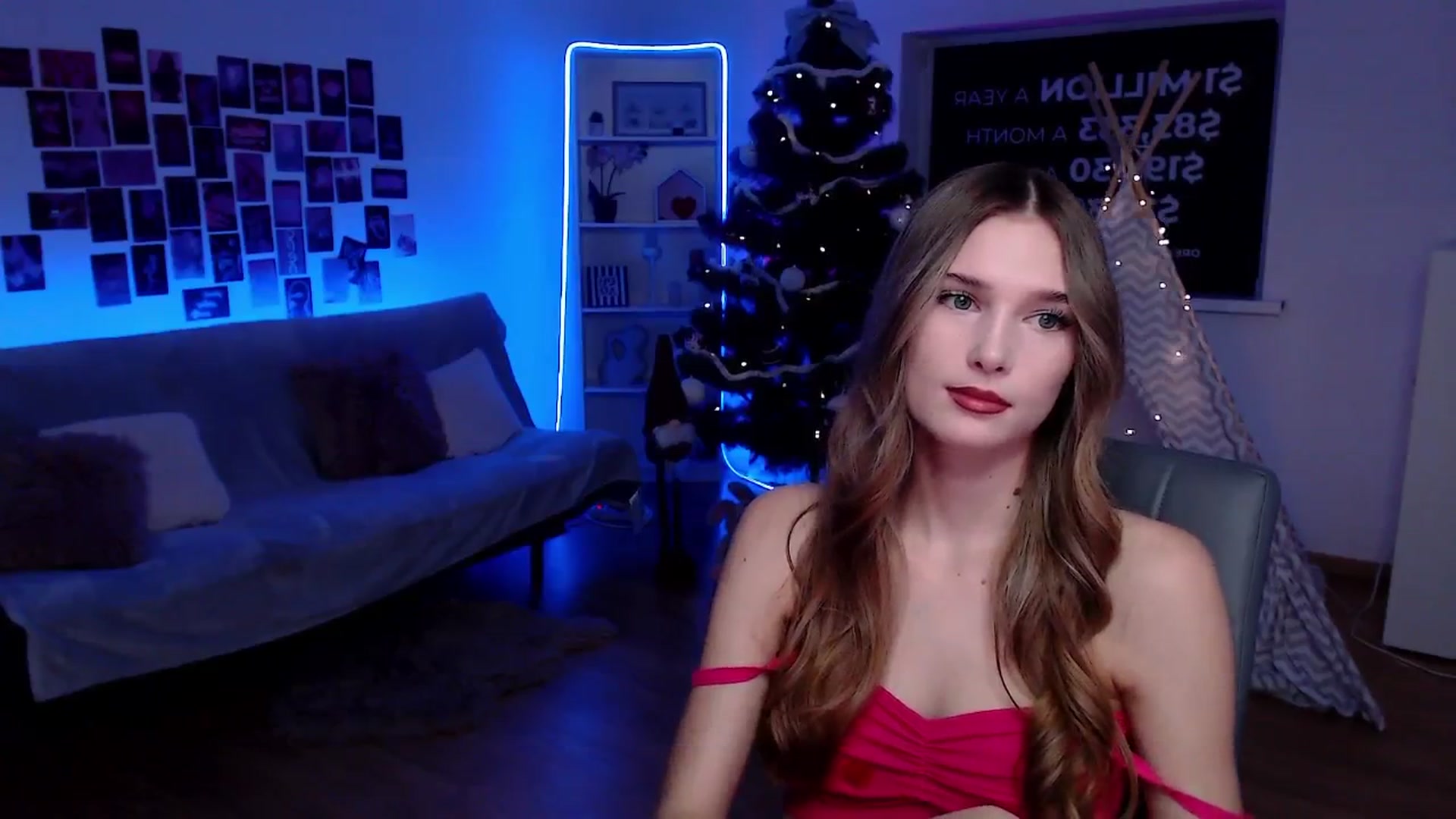 Gallery image thumbnail from Sirela's myfreecams stream on, 12/13/2025, 13:00 image 13 of 20