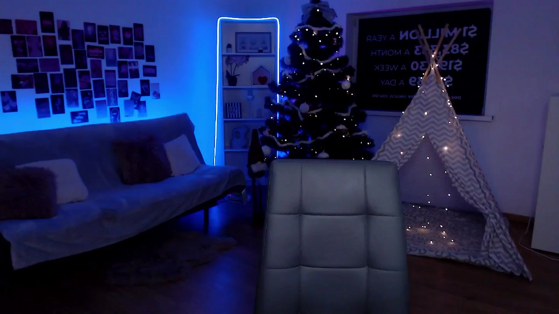 Gallery image thumbnail from Sirela's myfreecams stream on, 12/13/2025, 14:48 image 11 of 20