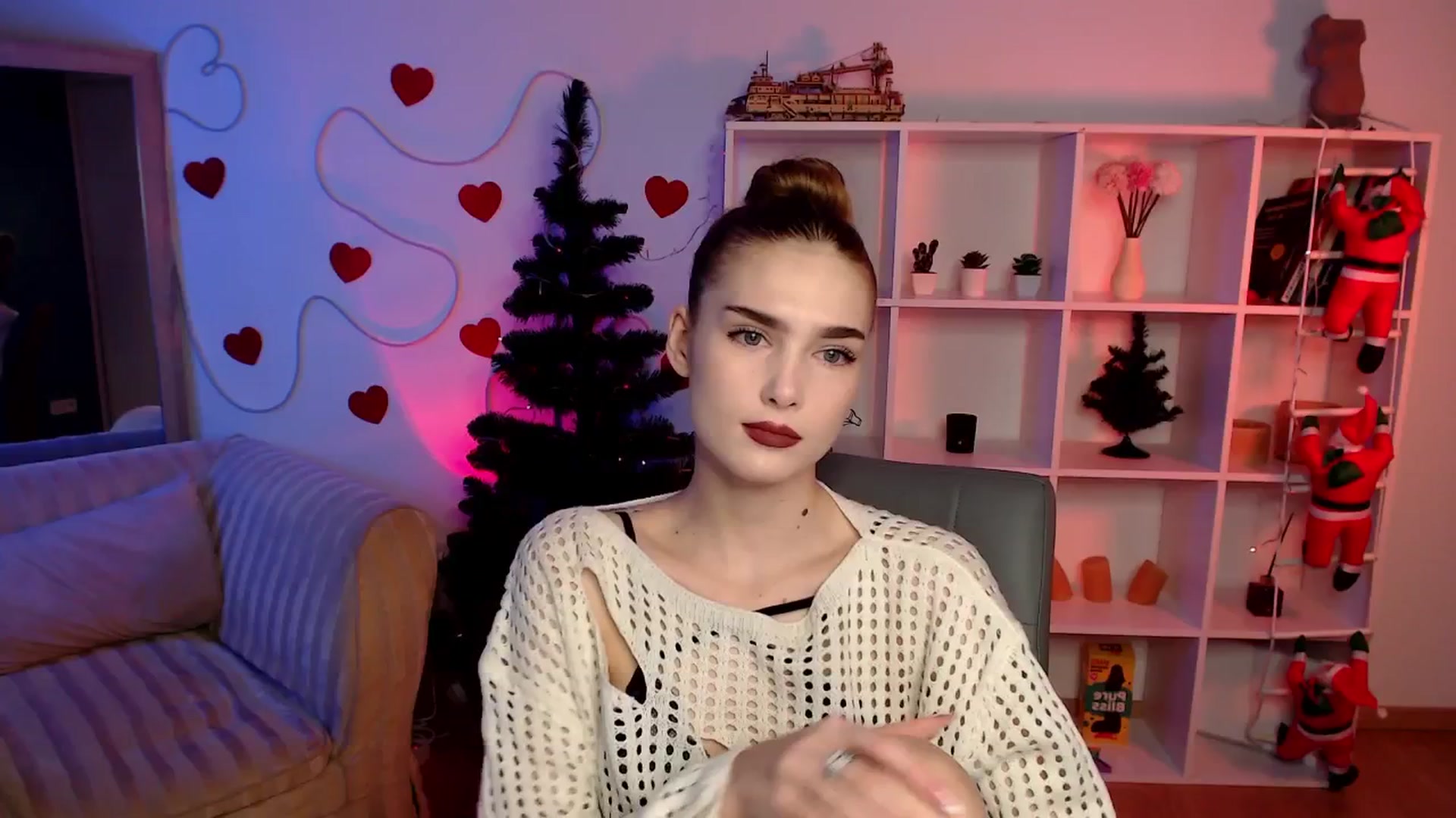 Gallery image thumbnail from Sirela's myfreecams stream on, 12/14/2025, 12:44 image 3 of 20