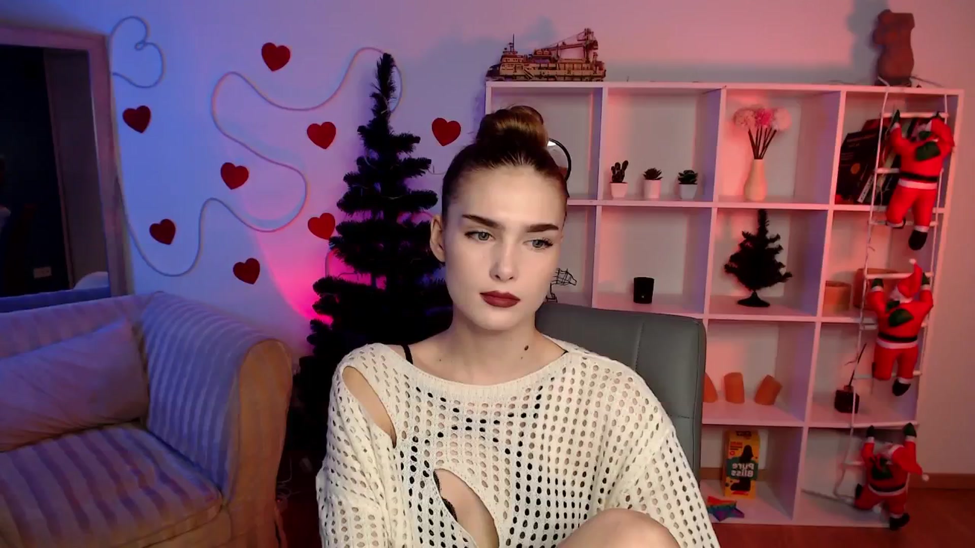 Gallery image thumbnail from Sirela's myfreecams stream on, 12/14/2025, 12:44 image 12 of 20