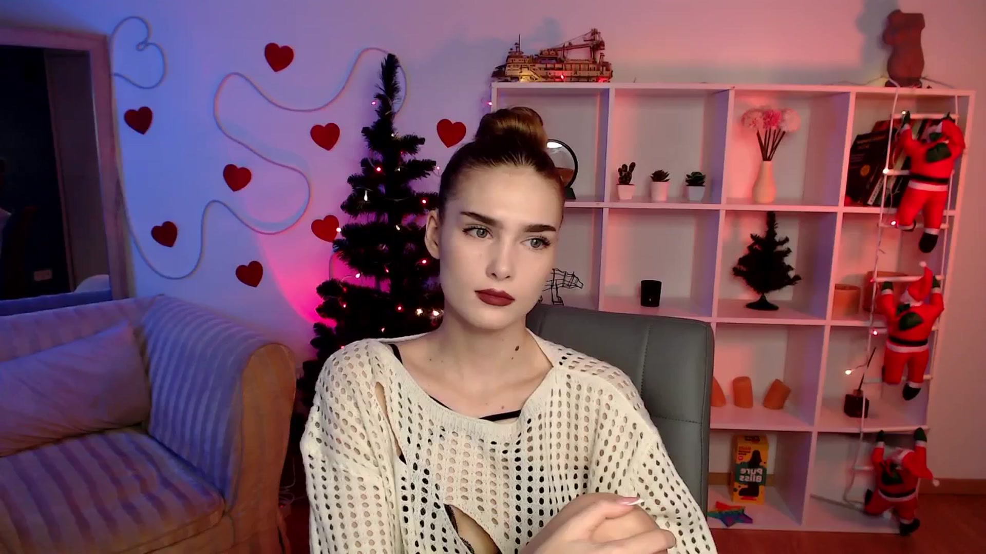 Gallery image thumbnail from Sirela's myfreecams stream on, 12/14/2025, 12:44 image 6 of 20
