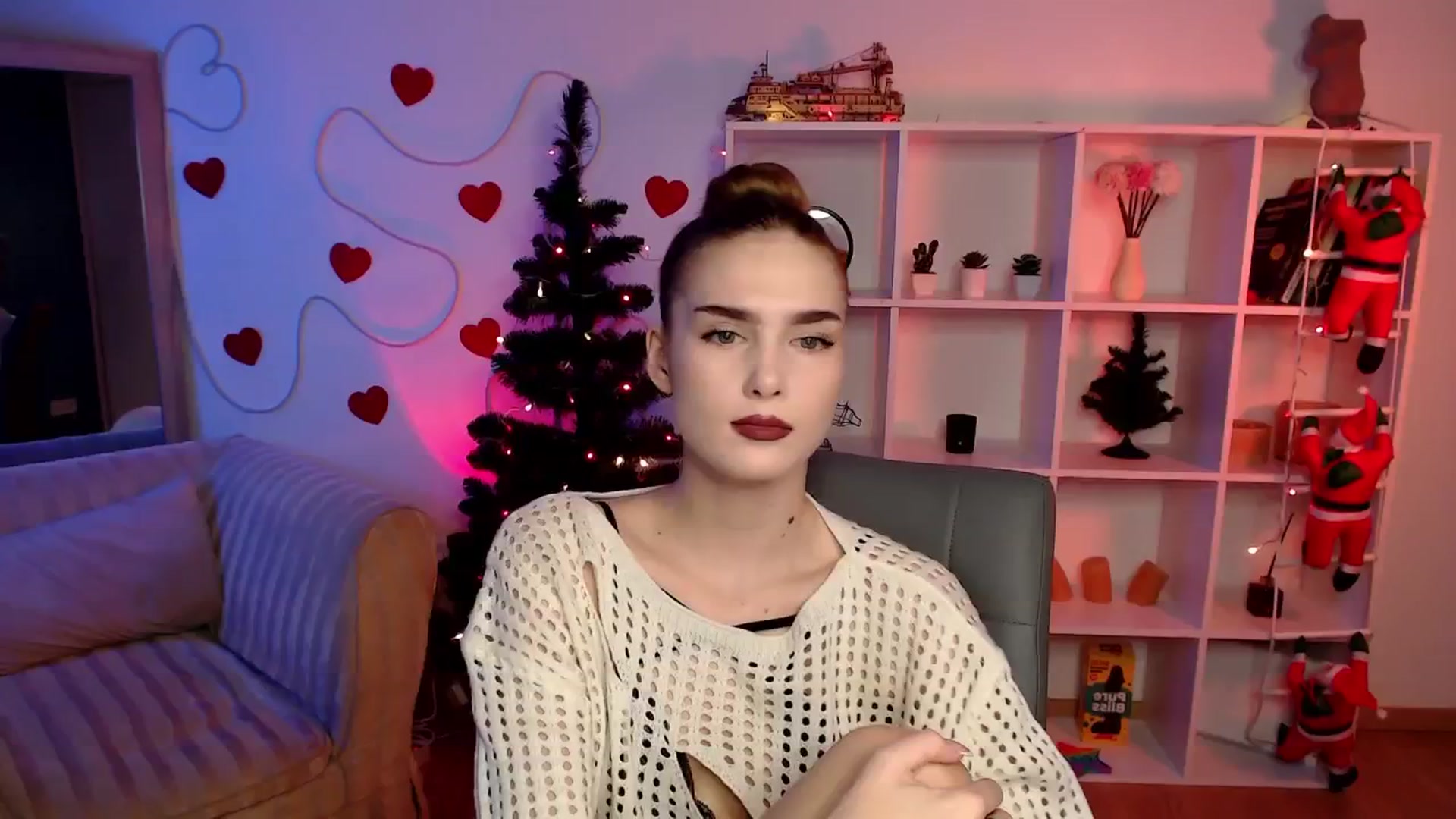 Gallery image thumbnail from Sirela's myfreecams stream on, 12/14/2025, 12:44 image 5 of 20