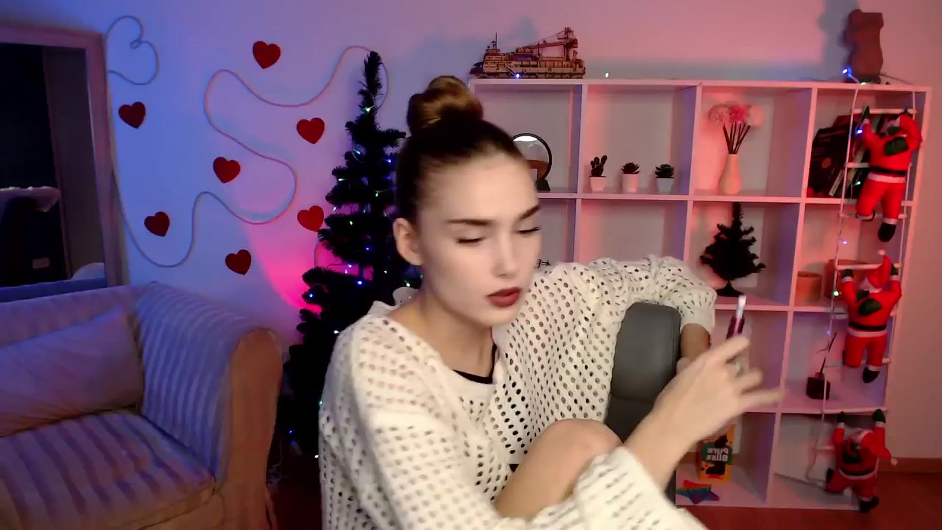 Gallery image thumbnail from Sirela's myfreecams stream on, 12/14/2025, 12:44 image 1 of 20