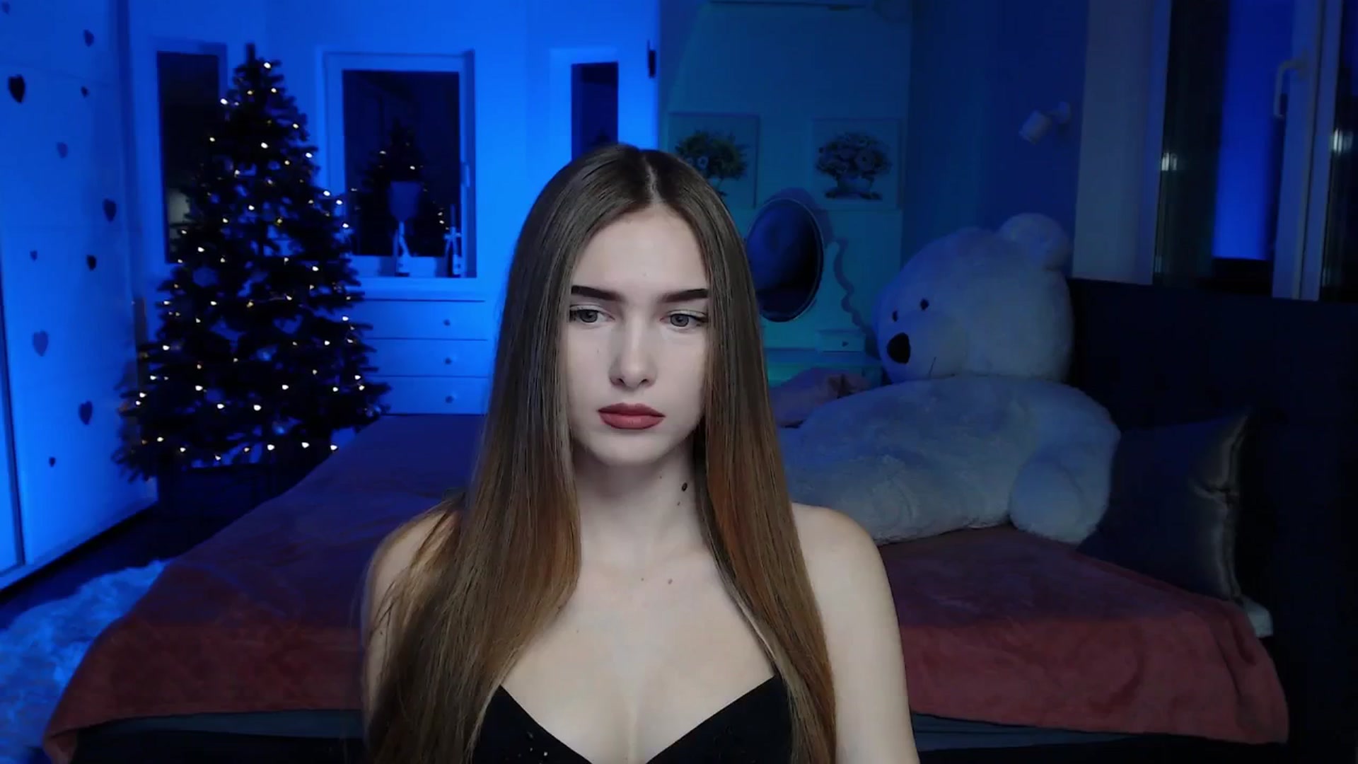 Gallery image thumbnail from Sirela's myfreecams stream on, 12/18/2025, 11:15 image 5 of 20