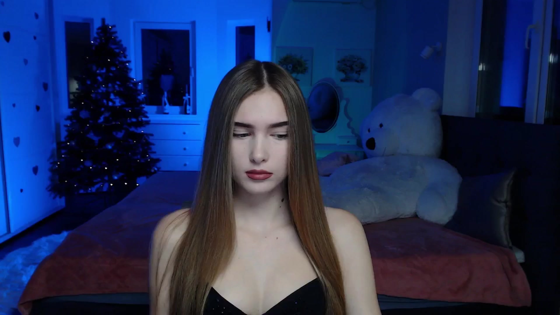 Gallery image thumbnail from Sirela's myfreecams stream on, 12/18/2025, 11:15 image 7 of 20