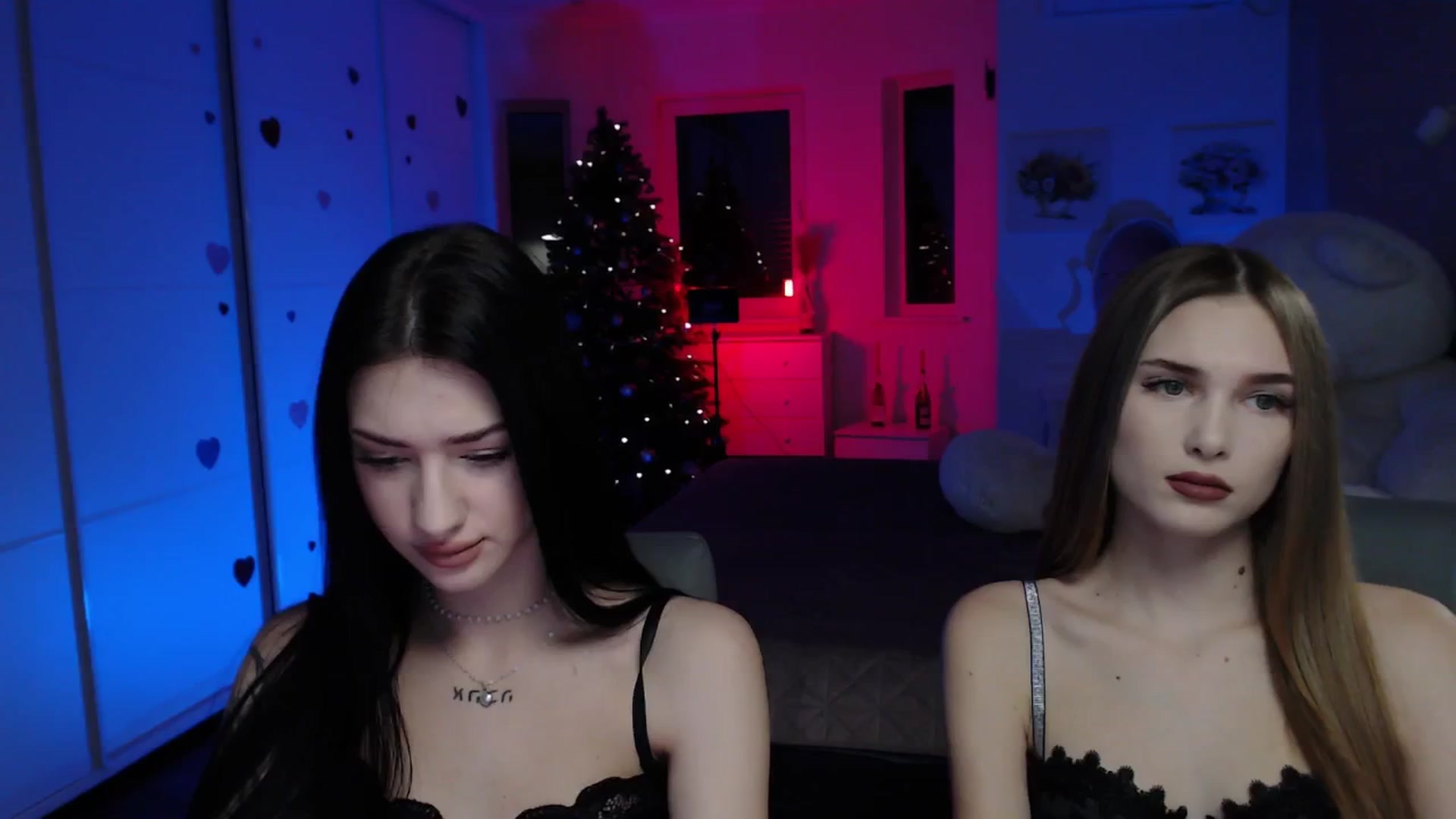 Gallery image thumbnail from Sirela's myfreecams stream on, 12/25/2025, 11:31 image 11 of 20