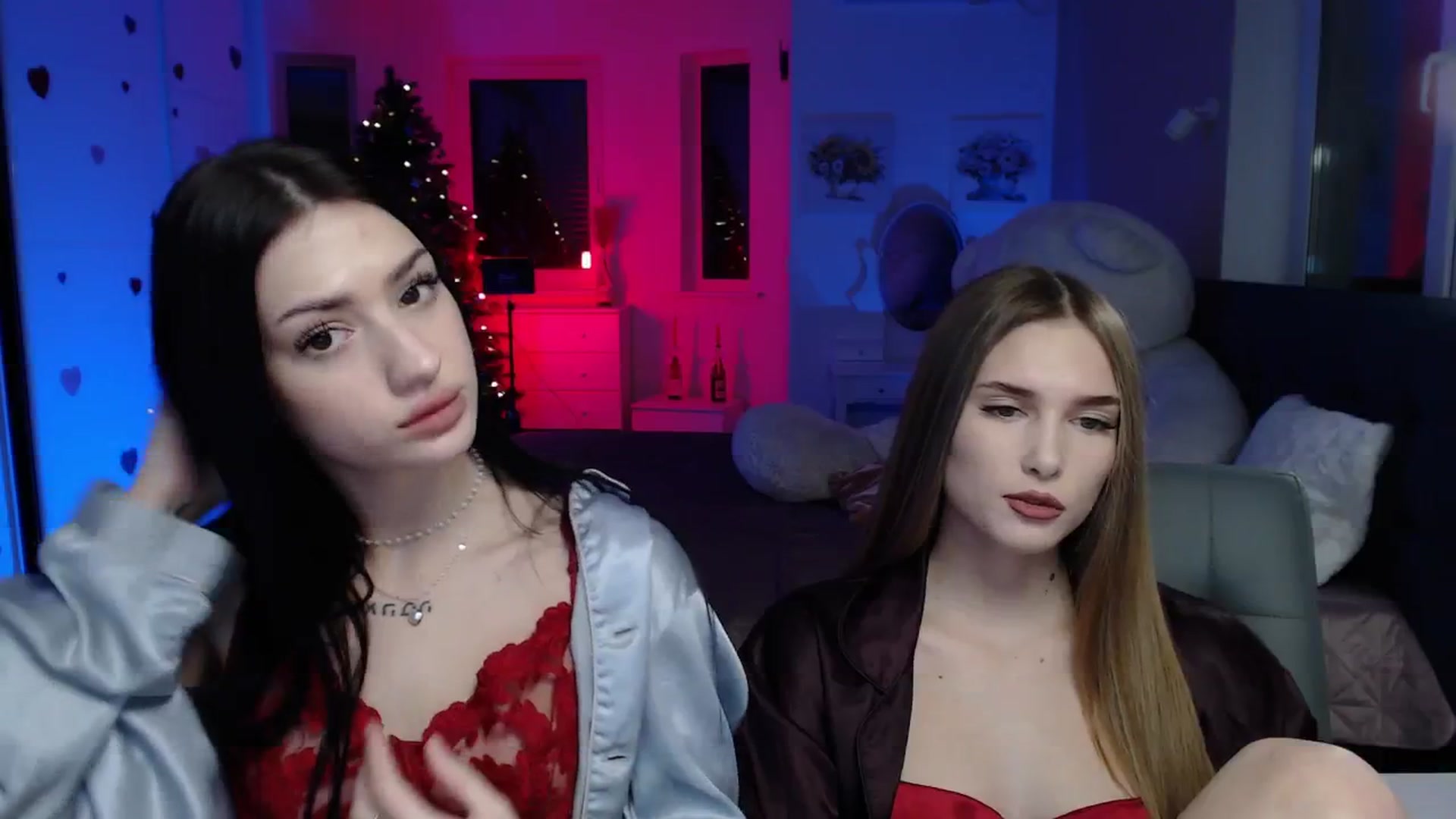 Gallery image thumbnail from Sirela's myfreecams stream on, 12/25/2025, 14:33 image 11 of 20
