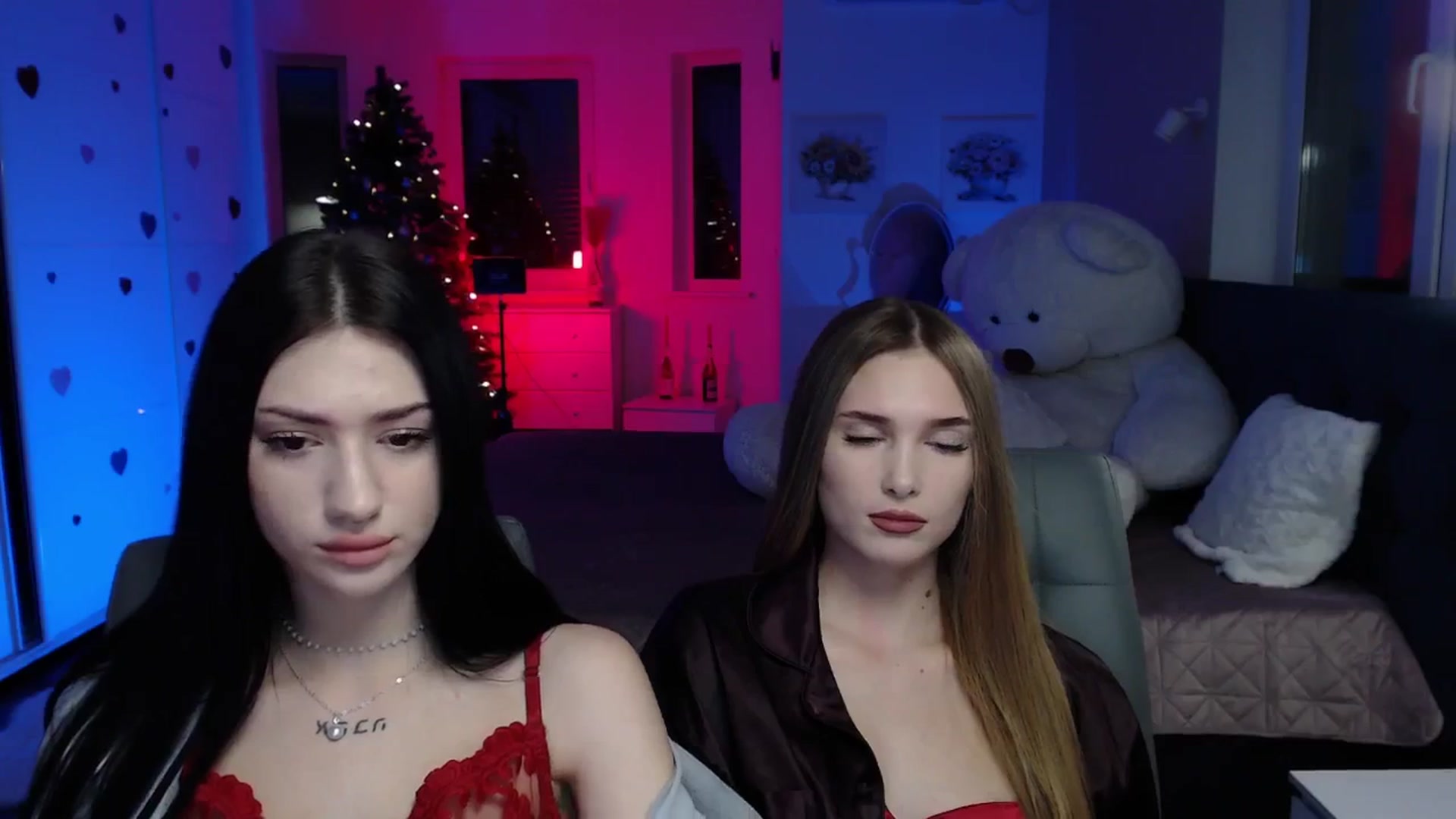 Gallery image thumbnail from Sirela's myfreecams stream on, 12/25/2025, 15:10 image 14 of 20