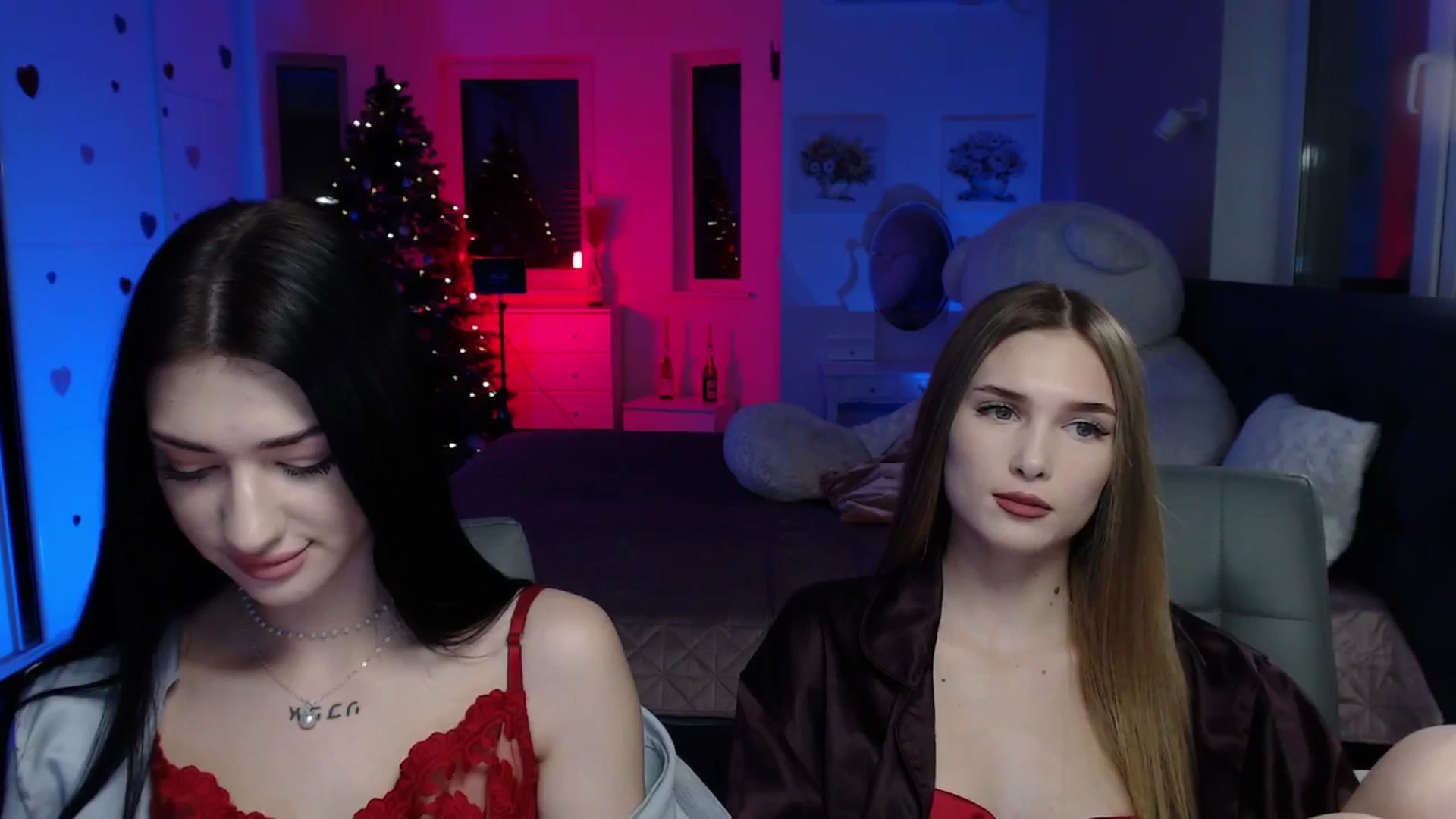 Gallery image thumbnail from Sirela's myfreecams stream on, 12/25/2025, 15:10 image 12 of 20