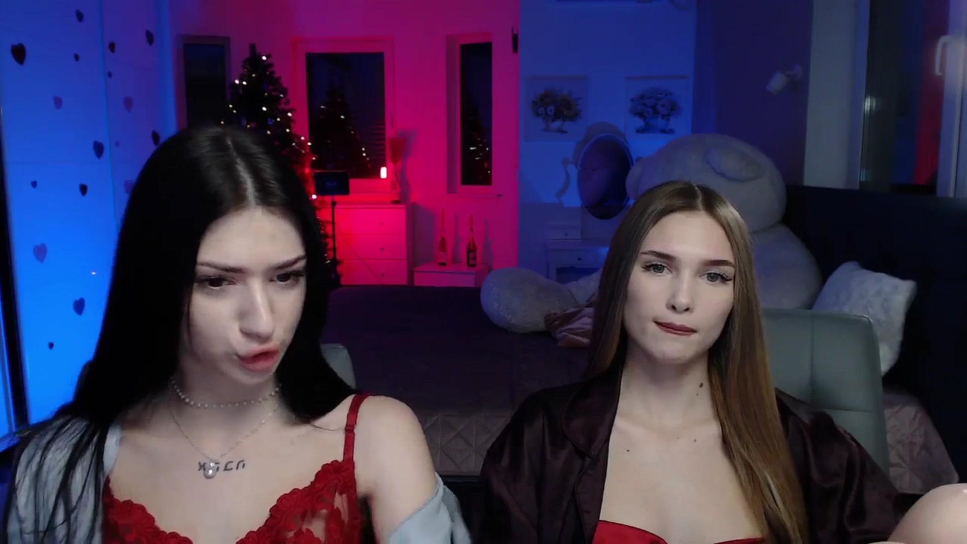 Gallery image thumbnail from Sirela's myfreecams stream on, 12/25/2025, 15:10 image 10 of 20