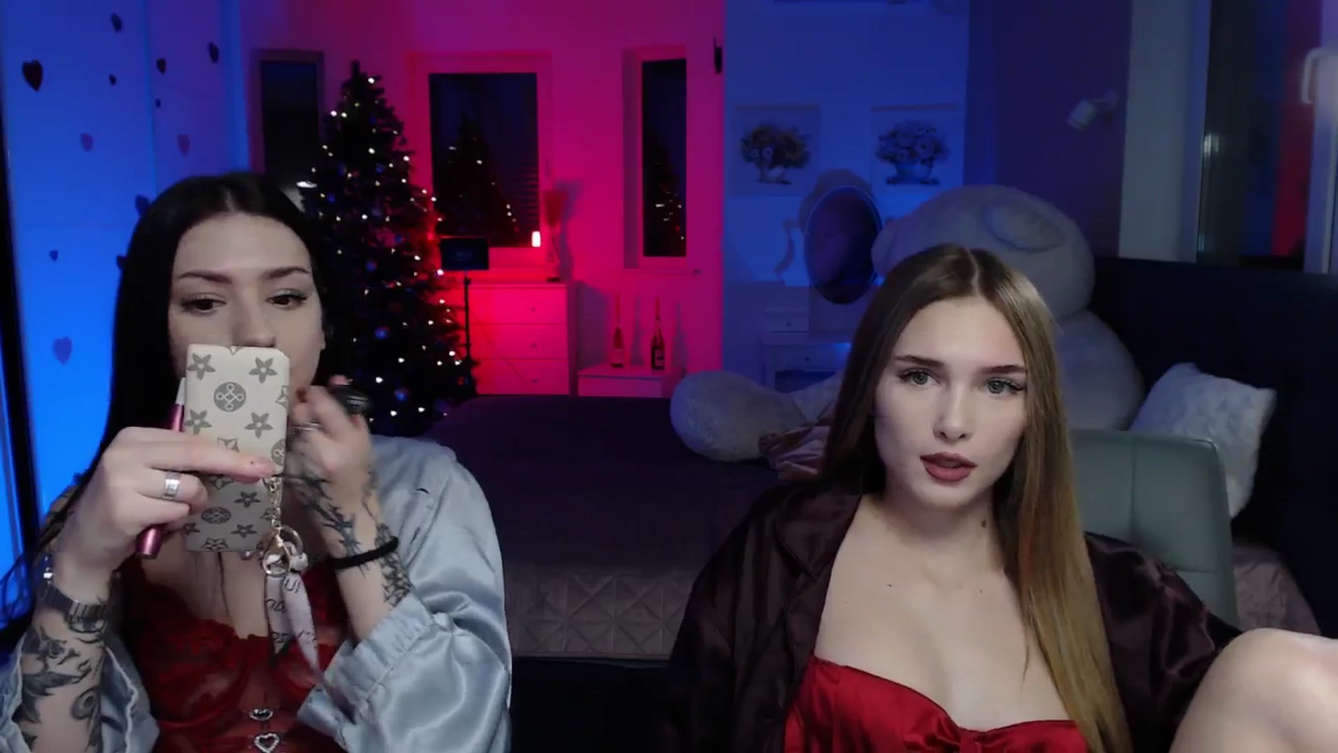 Gallery image thumbnail from Sirela's myfreecams stream on, 12/25/2025, 15:10 image 5 of 20