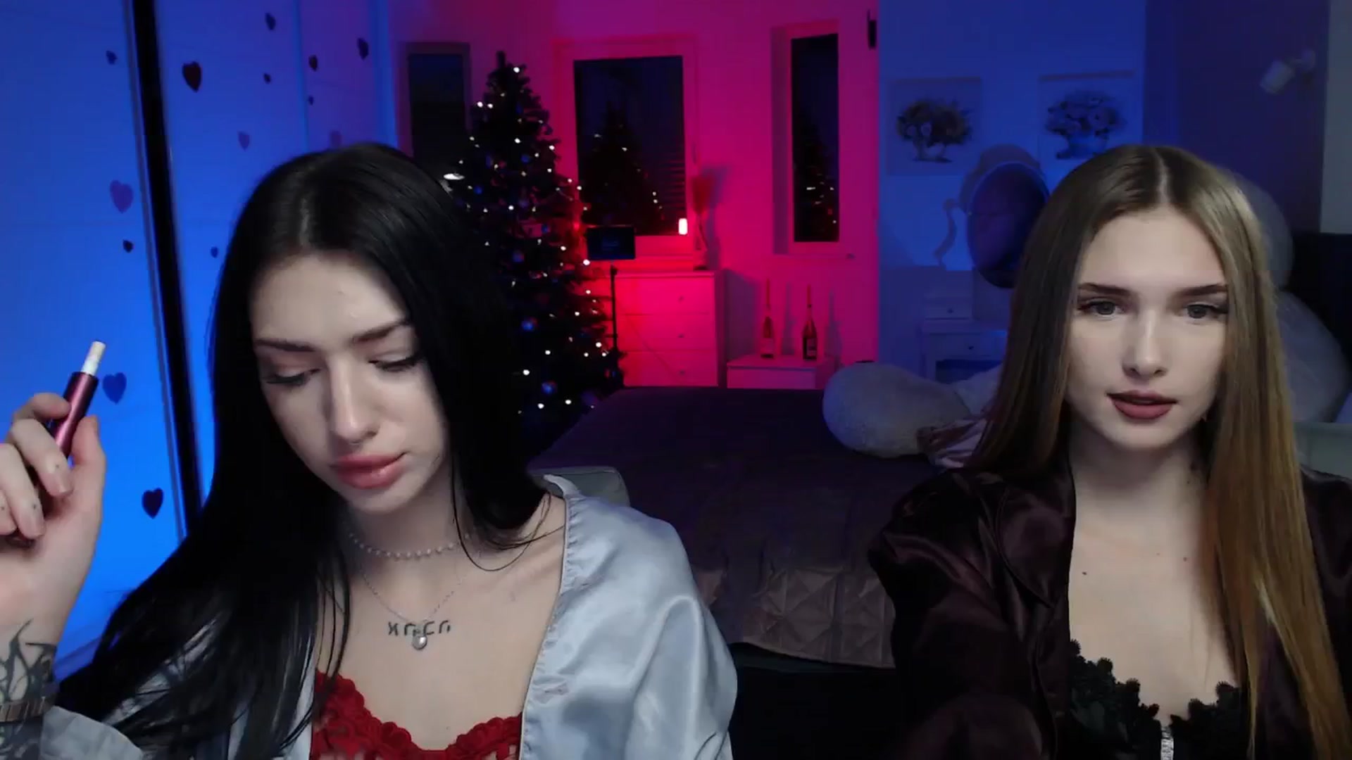 Gallery image thumbnail from Sirela's myfreecams stream on, 12/25/2025, 17:18 image 11 of 20