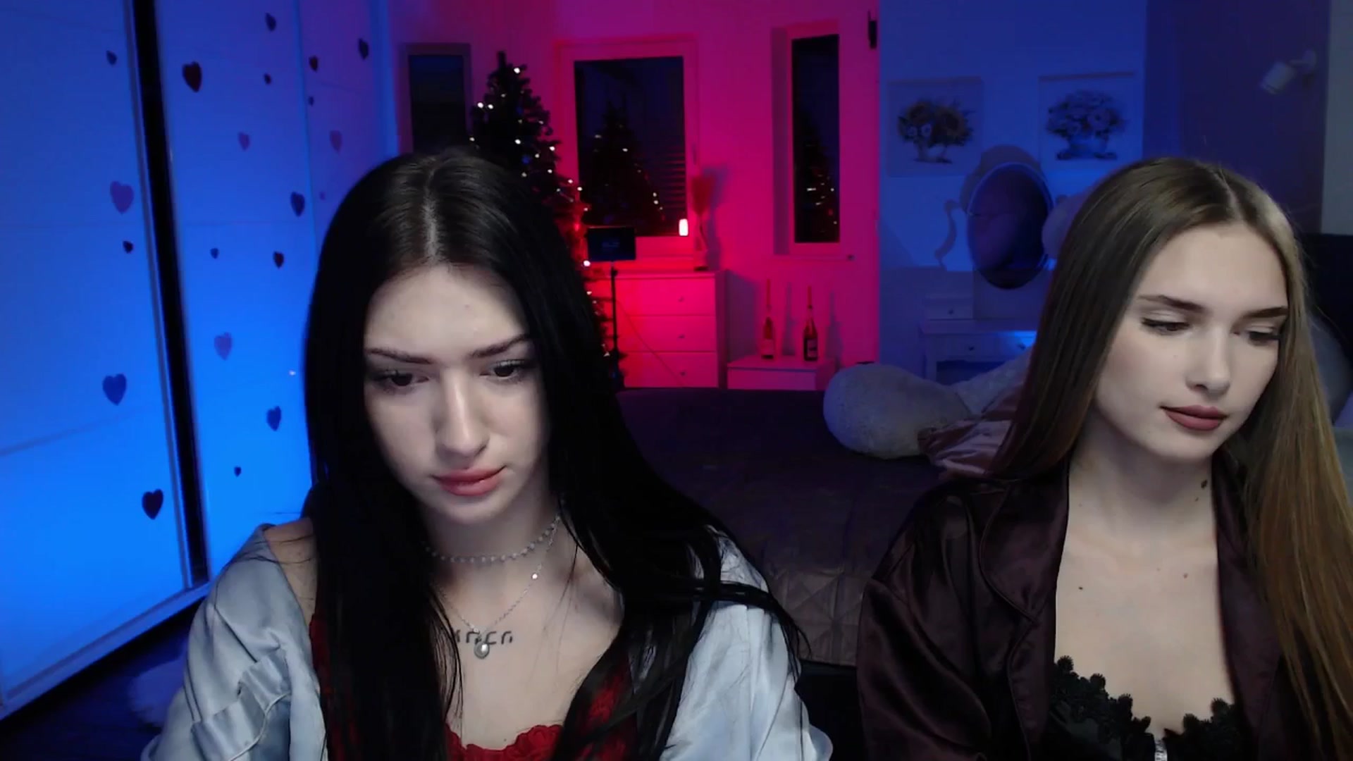 Gallery image thumbnail from Sirela's myfreecams stream on, 12/25/2025, 17:18 image 14 of 20