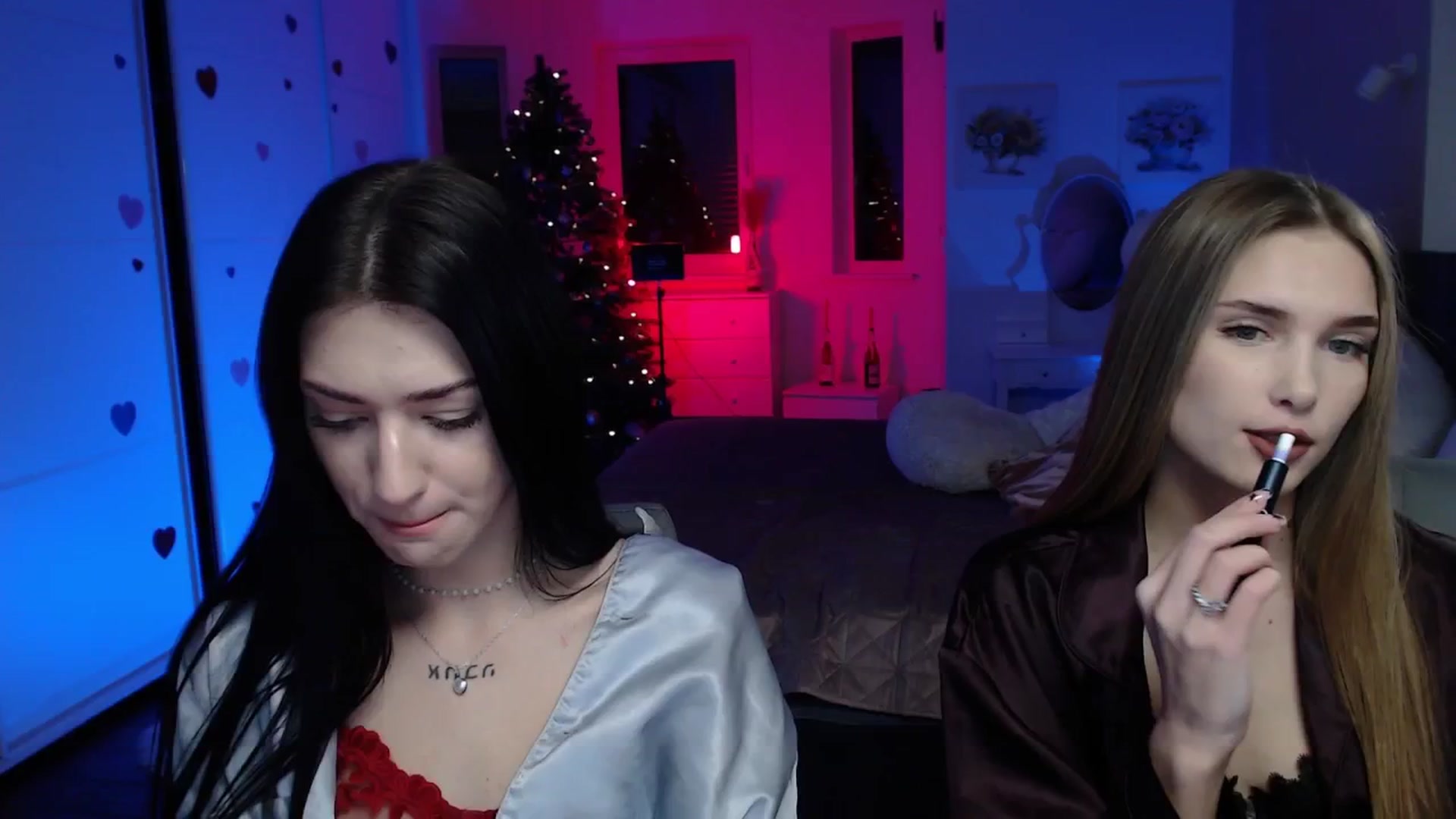 Gallery image thumbnail from Sirela's myfreecams stream on, 12/25/2025, 17:18 image 3 of 20