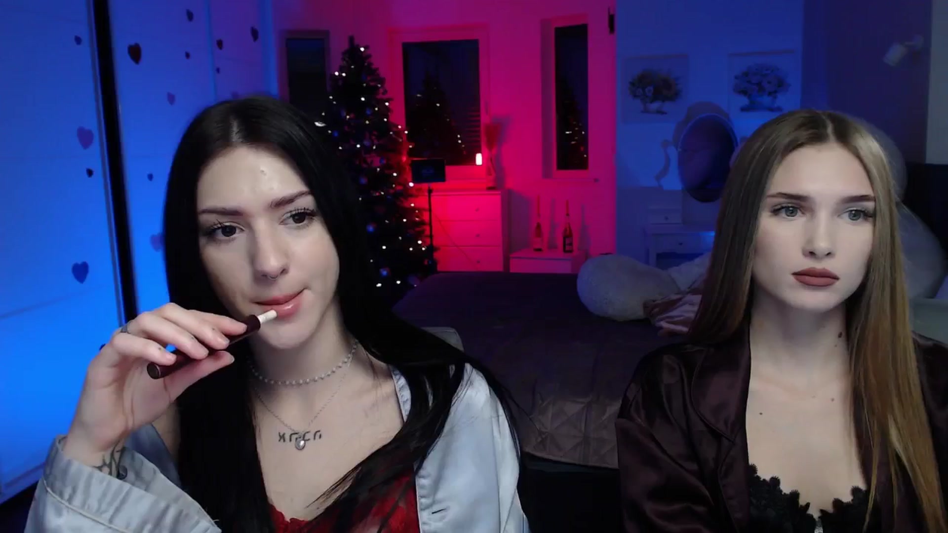 Gallery image thumbnail from Sirela's myfreecams stream on, 12/25/2025, 17:18 image 13 of 20