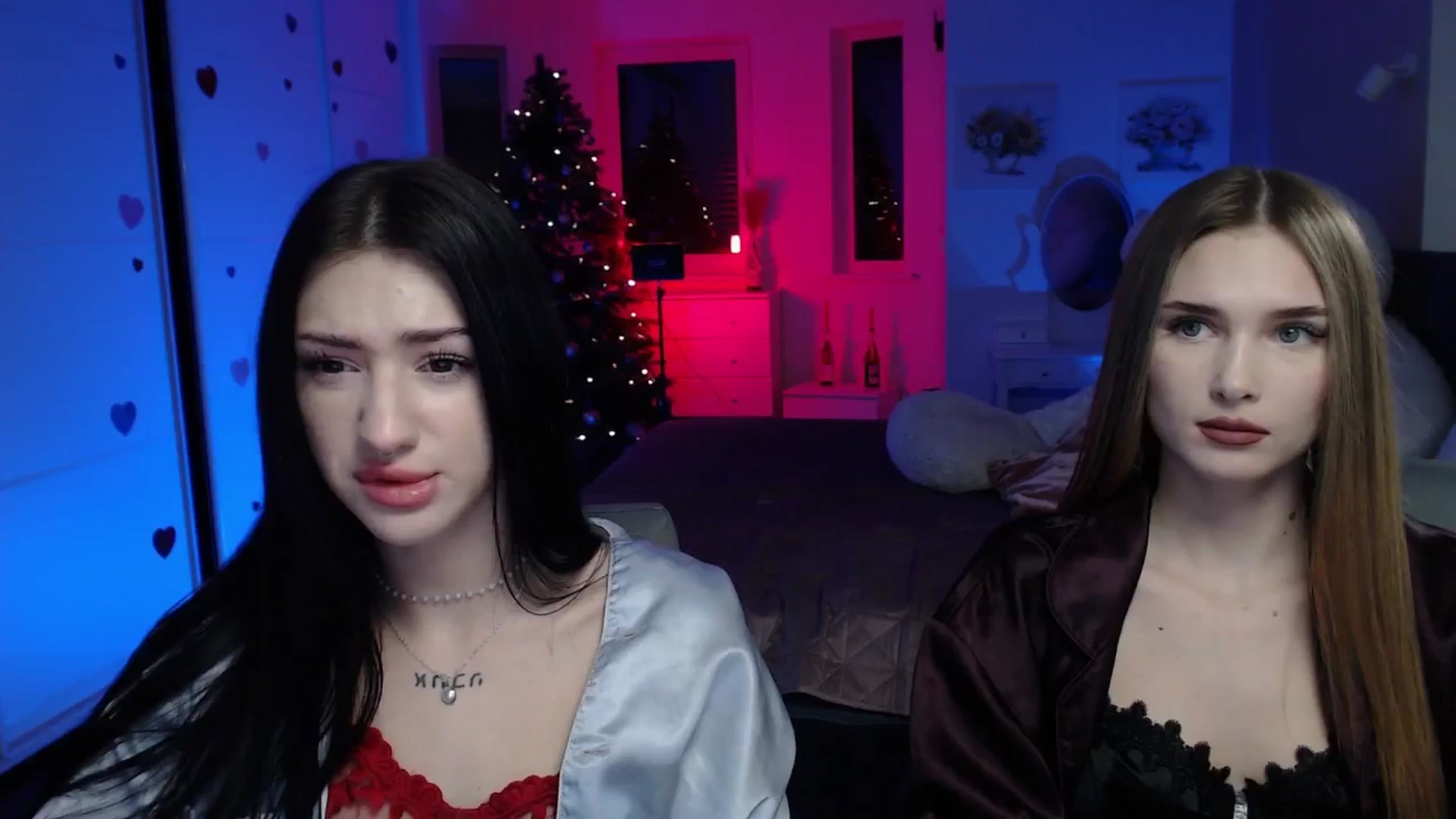 Gallery image thumbnail from Sirela's myfreecams stream on, 12/25/2025, 17:18 image 10 of 20