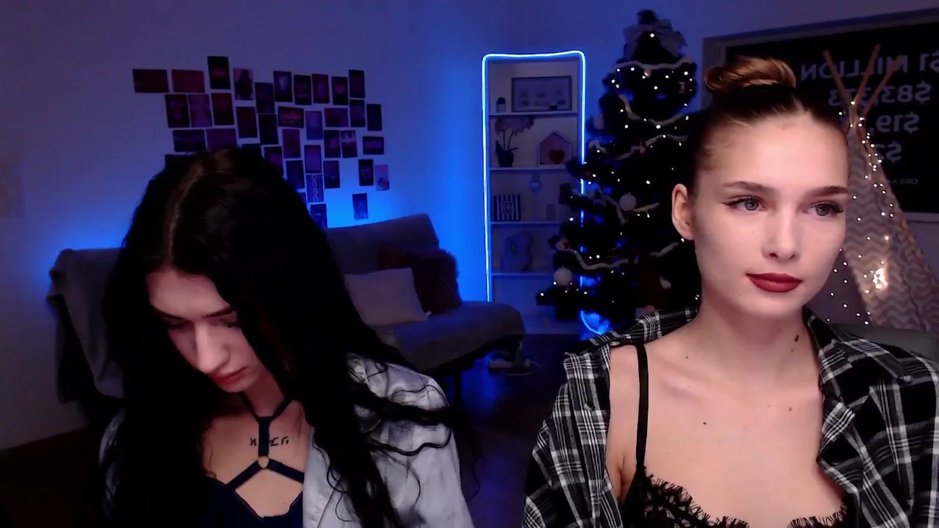 Gallery image thumbnail from Sirela's myfreecams stream on, 12/26/2025, 11:13 image 7 of 20