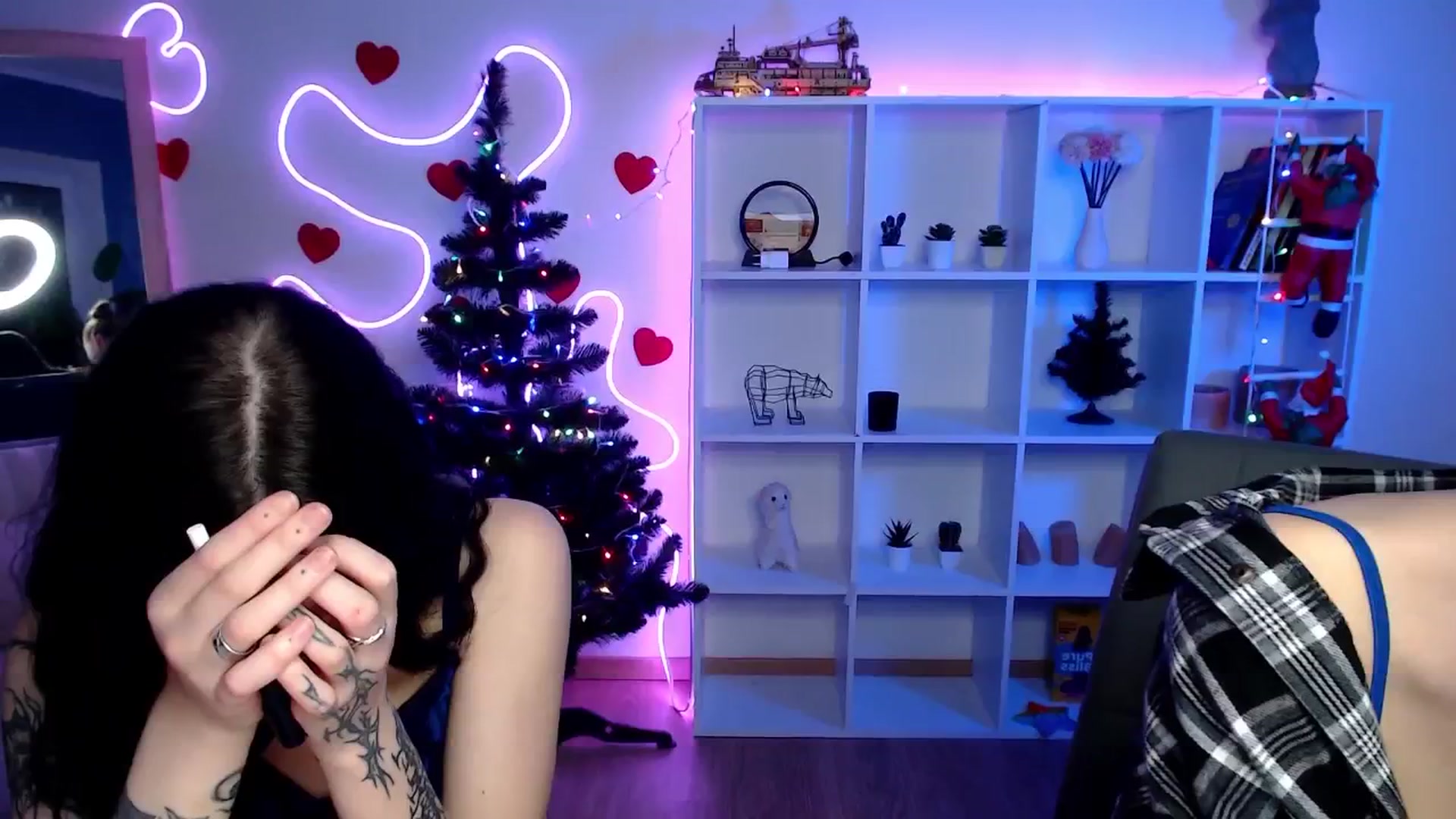 Gallery image thumbnail from Sirela's myfreecams stream on, 12/26/2025, 14:49 image 17 of 20