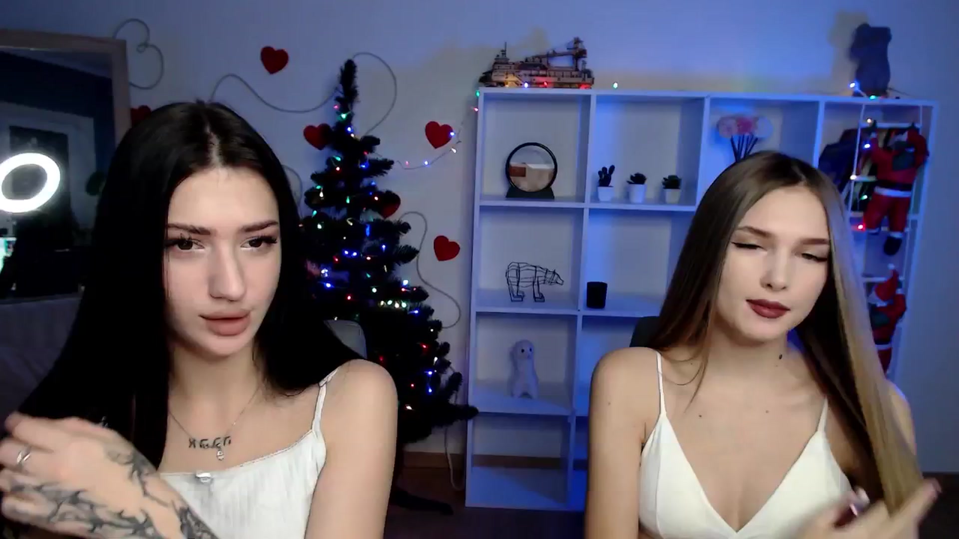 Gallery image thumbnail from Sirela's myfreecams stream on, 12/28/2025, 10:51 image 6 of 20