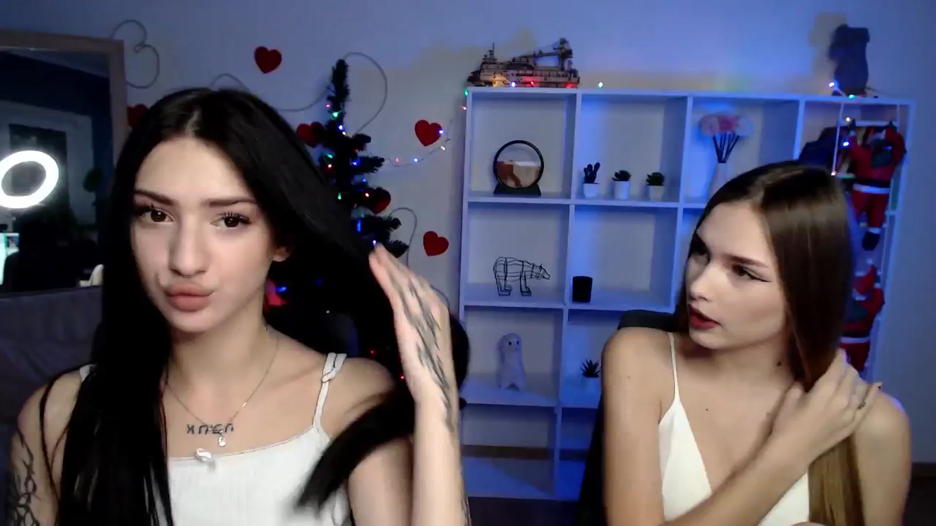 Gallery image thumbnail from Sirela's myfreecams stream on, 12/28/2025, 10:51 image 7 of 20