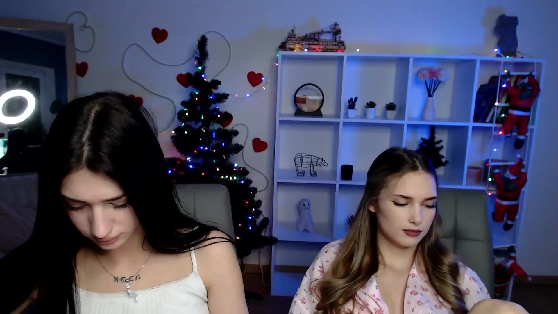 Gallery image thumbnail from Sirela's myfreecams stream on, 12/28/2025, 12:01 image 15 of 20