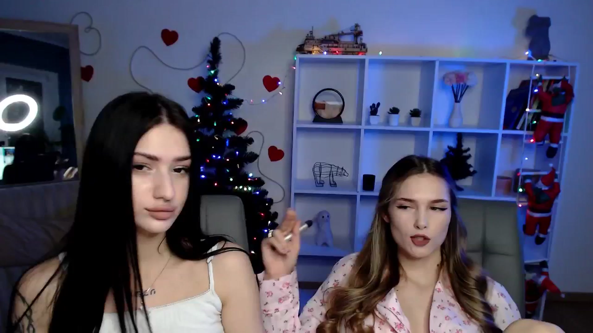 Gallery image thumbnail from Sirela's myfreecams stream on, 12/28/2025, 12:01 image 16 of 20