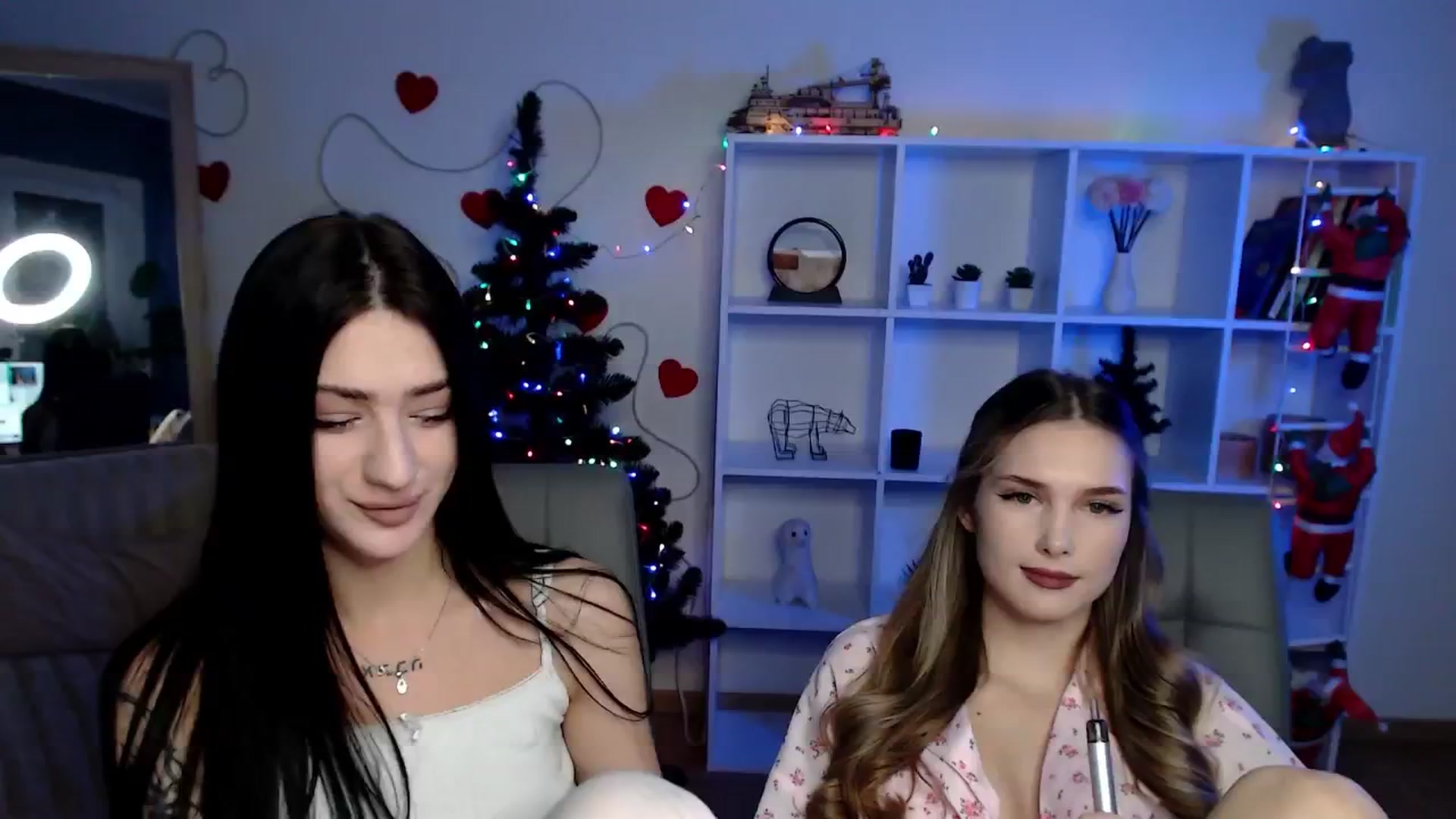 Gallery image thumbnail from Sirela's myfreecams stream on, 12/28/2025, 12:01 image 7 of 20