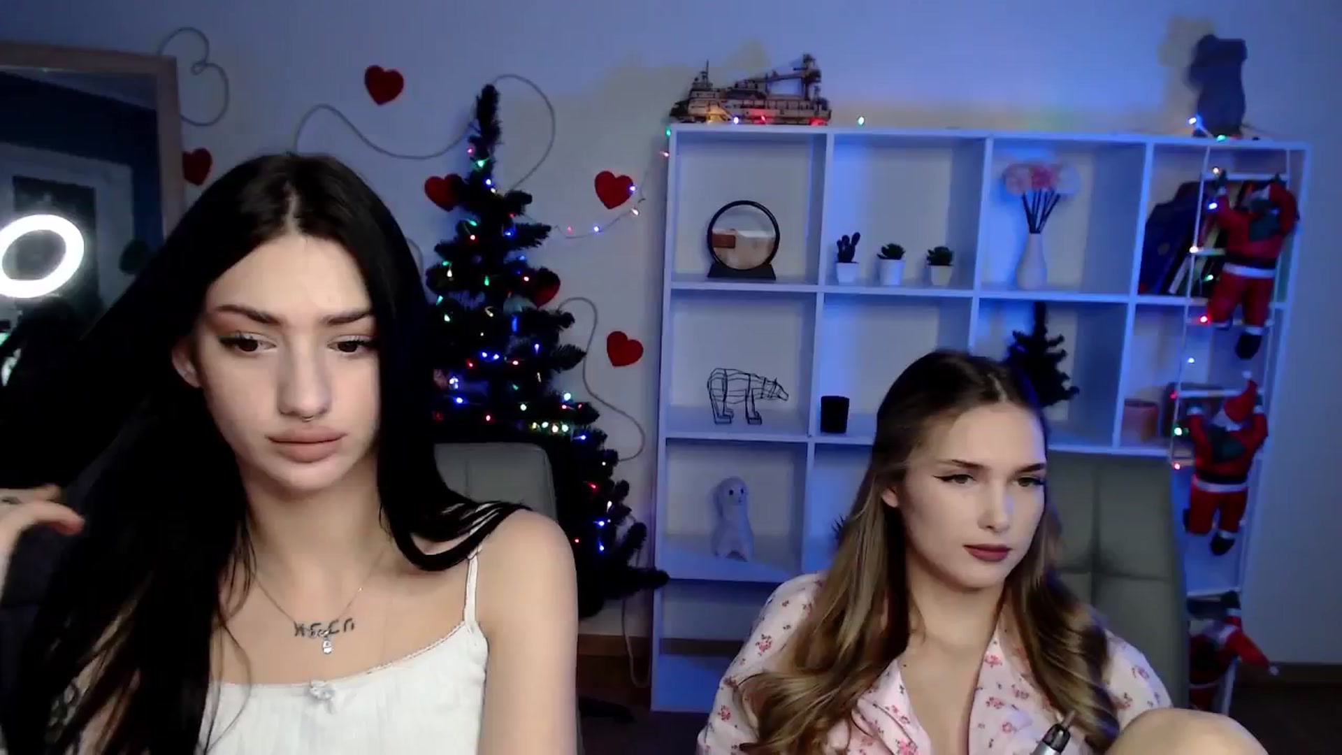 Gallery image thumbnail from Sirela's myfreecams stream on, 12/28/2025, 12:01 image 13 of 20