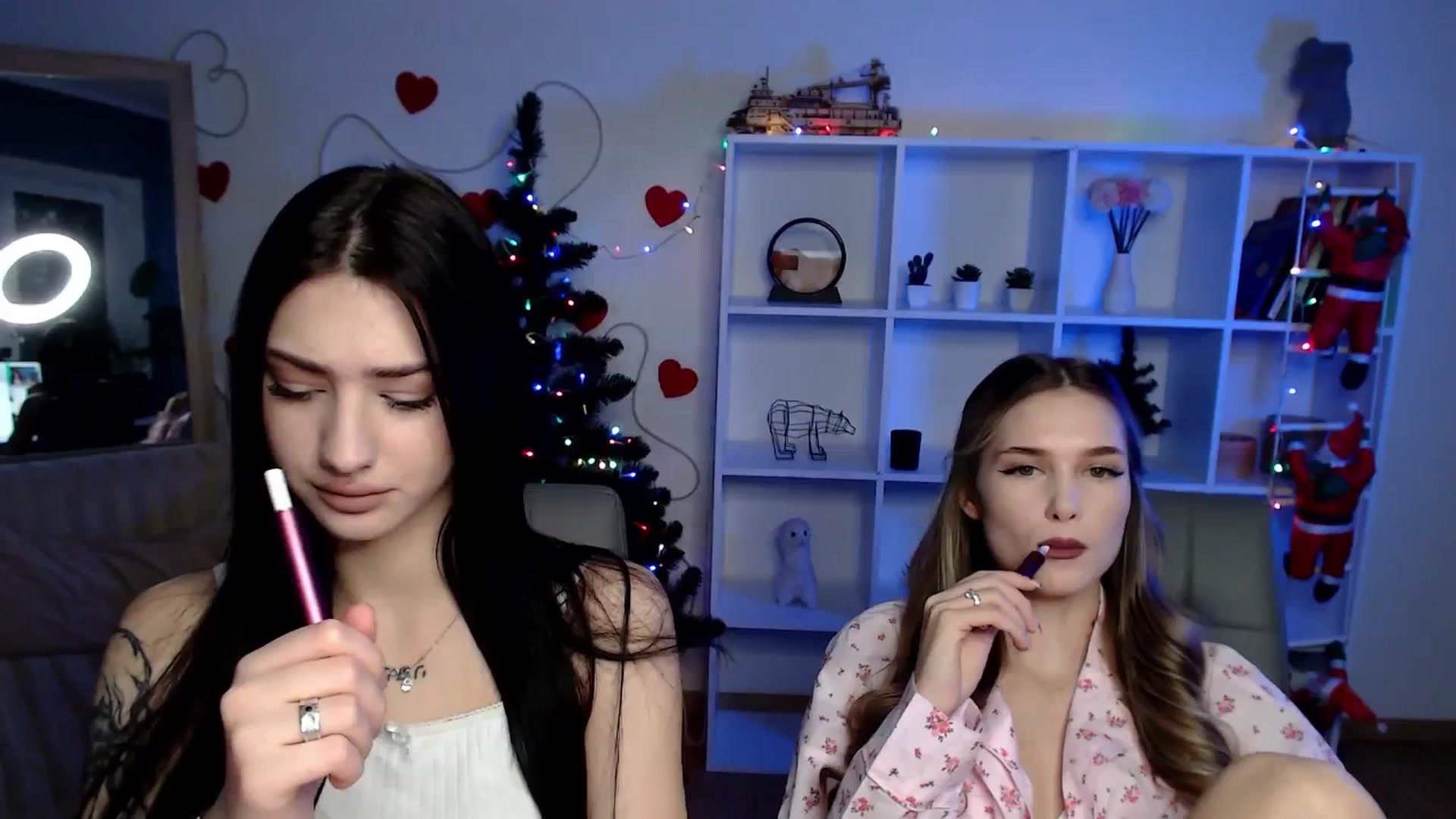 Gallery image thumbnail from Sirela's myfreecams stream on, 12/28/2025, 12:01 image 3 of 20