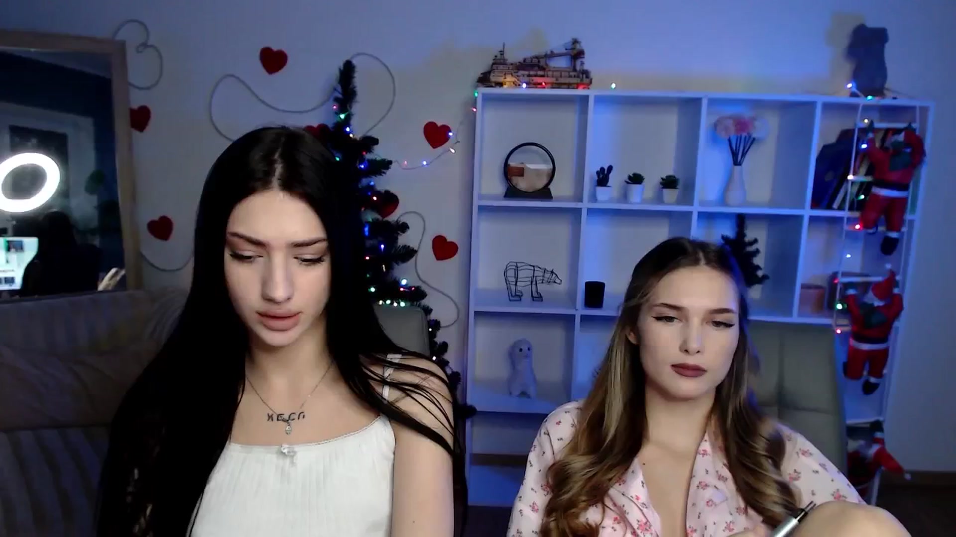 Gallery image thumbnail from Sirela's myfreecams stream on, 12/28/2025, 12:01 image 6 of 20