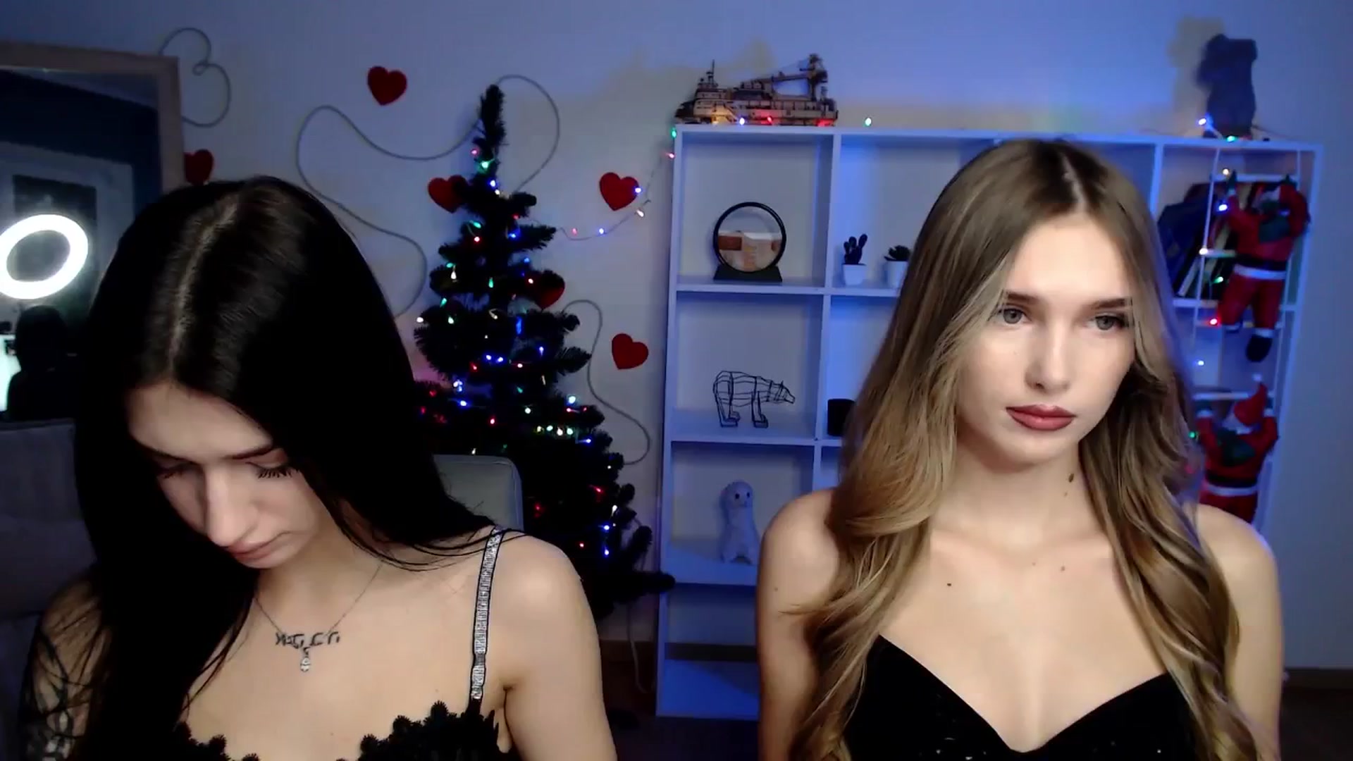 Gallery image thumbnail from Sirela's myfreecams stream on, 12/28/2025, 17:05 image 15 of 20