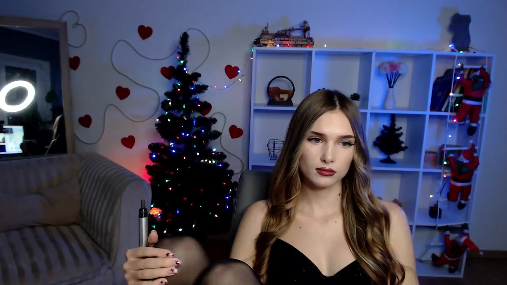 Gallery image thumbnail from Sirela's myfreecams stream on, 12/28/2025, 17:30 image 13 of 20