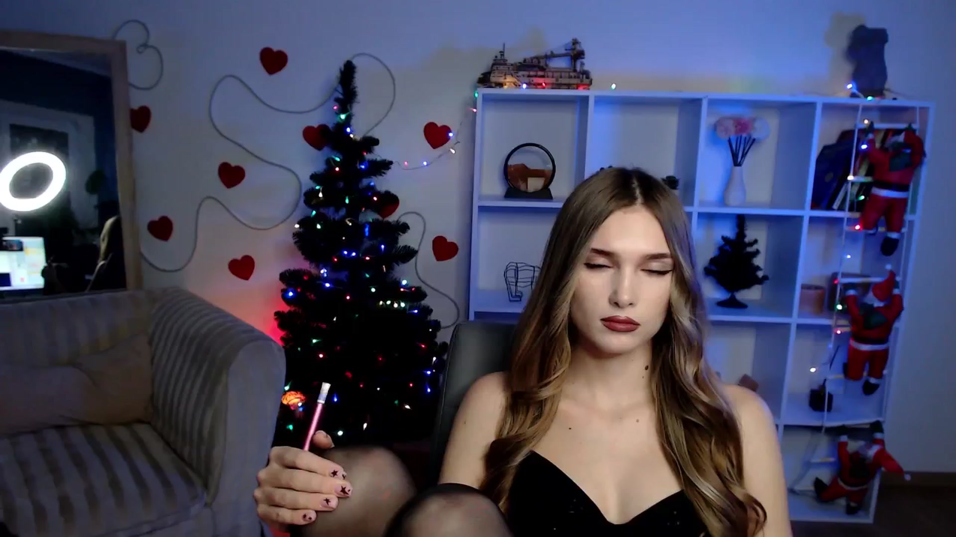Gallery image thumbnail from Sirela's myfreecams stream on, 12/28/2025, 17:30 image 5 of 20