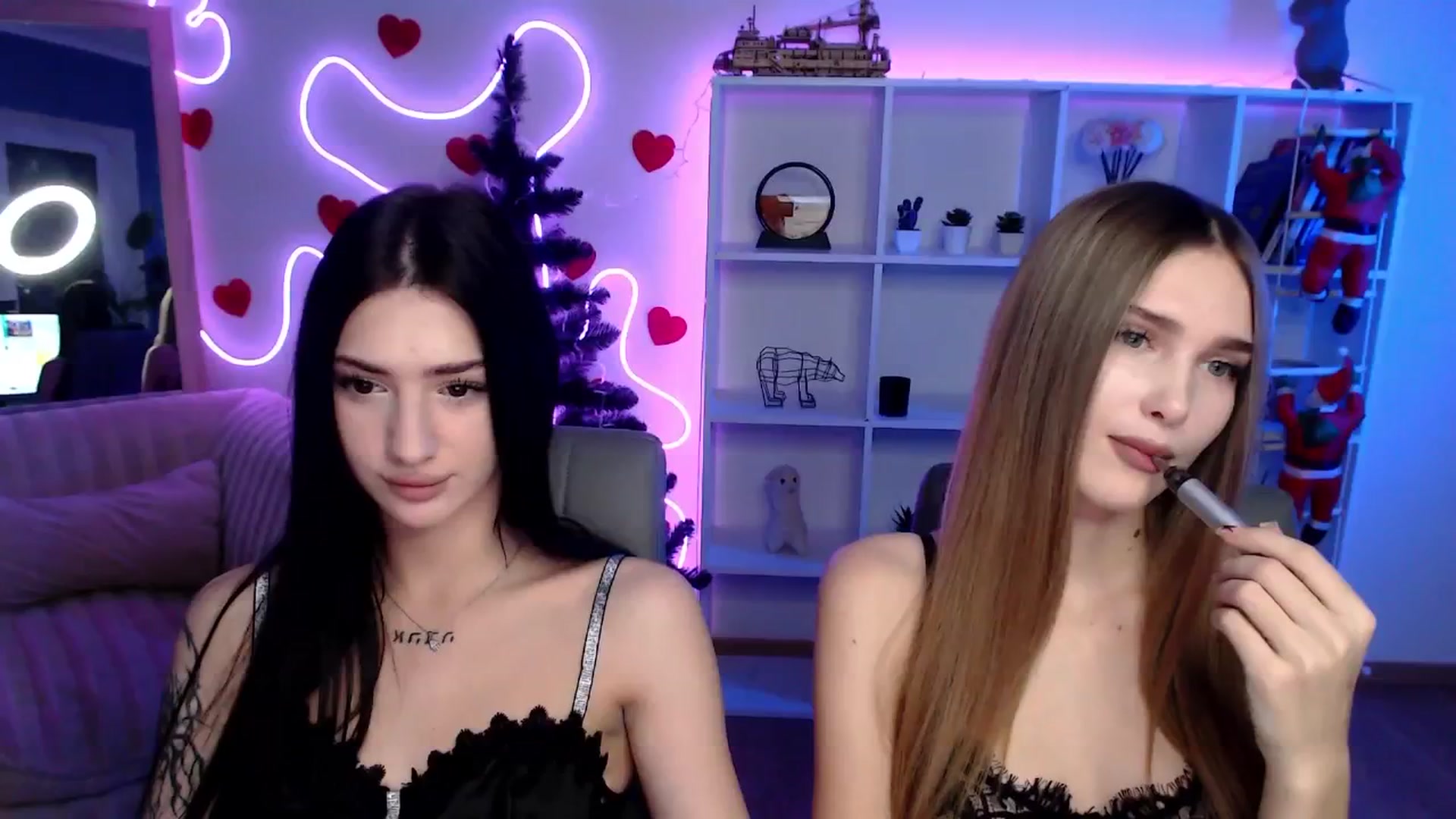 Gallery image thumbnail from Sirela's myfreecams stream on, 12/30/2025, 13:10 image 5 of 20