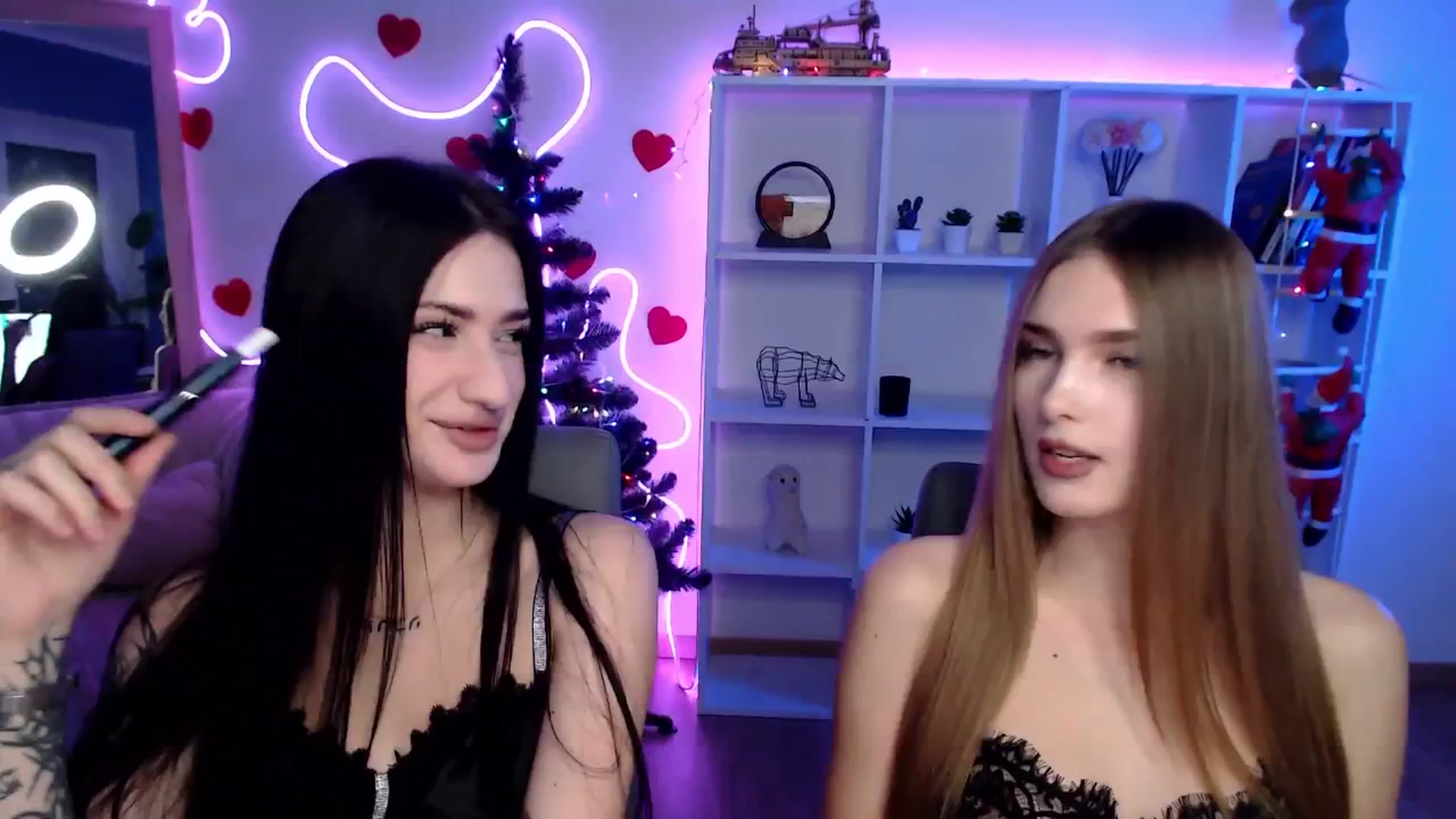 Gallery image thumbnail from Sirela's myfreecams stream on, 12/30/2025, 13:10 image 13 of 20