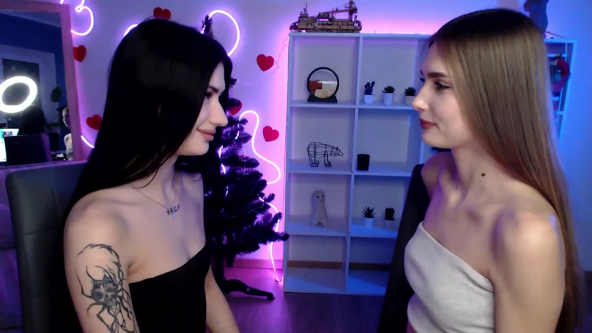 Gallery image thumbnail from Sirela's myfreecams stream on, 12/30/2025, 16:23 image 15 of 20