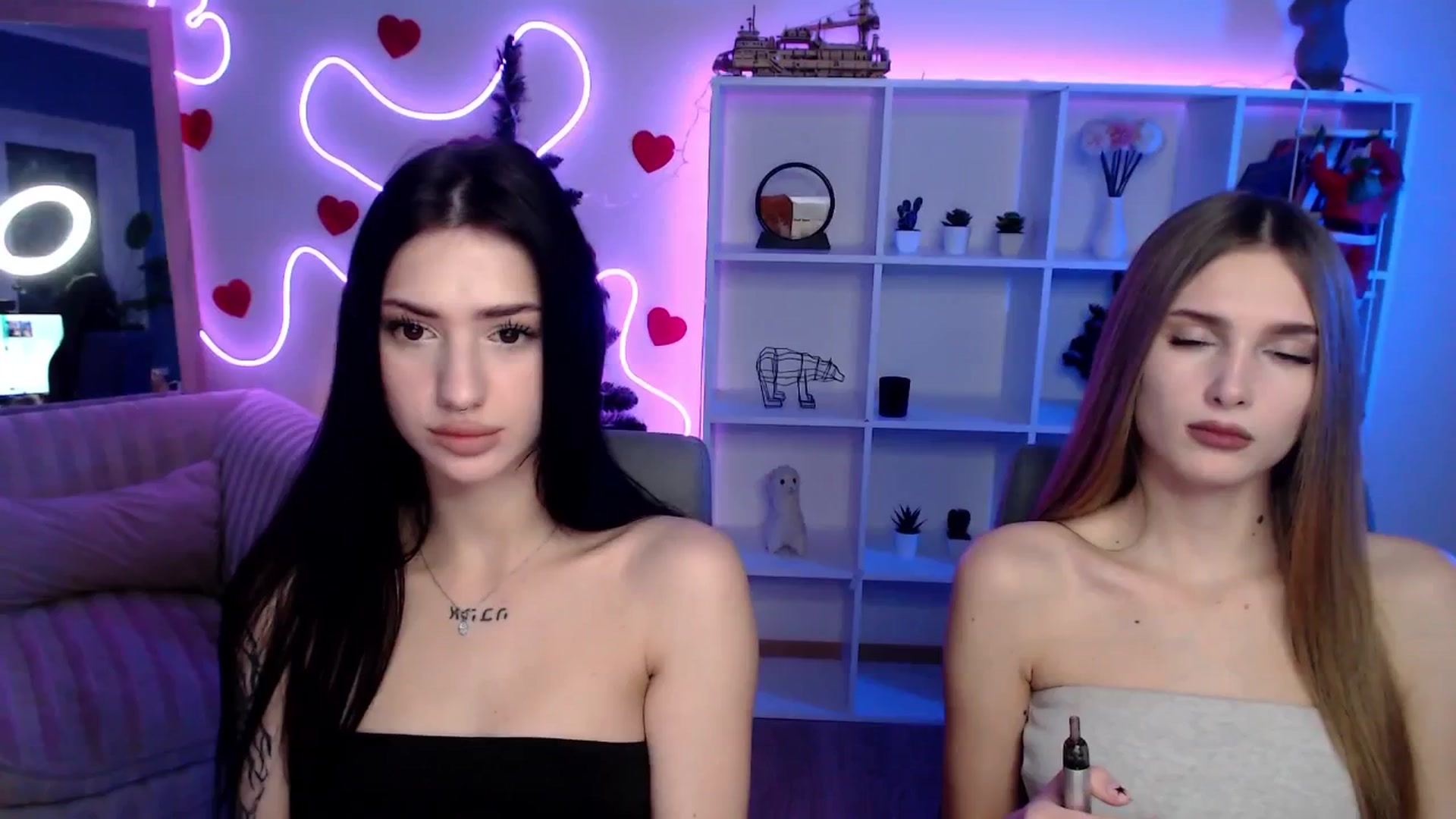 Gallery image thumbnail from Sirela's myfreecams stream on, 12/30/2025, 16:23 image 5 of 20