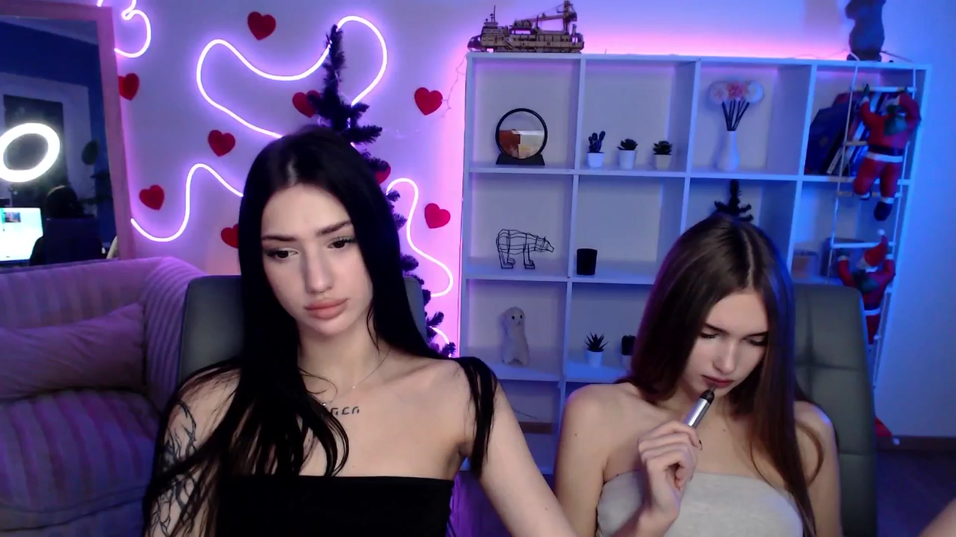 Gallery image thumbnail from Sirela's myfreecams stream on, 12/30/2025, 16:23 image 12 of 20