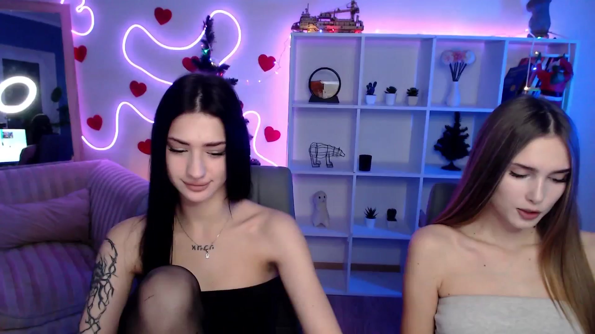 Gallery image thumbnail from Sirela's myfreecams stream on, 12/30/2025, 16:46 image 6 of 20