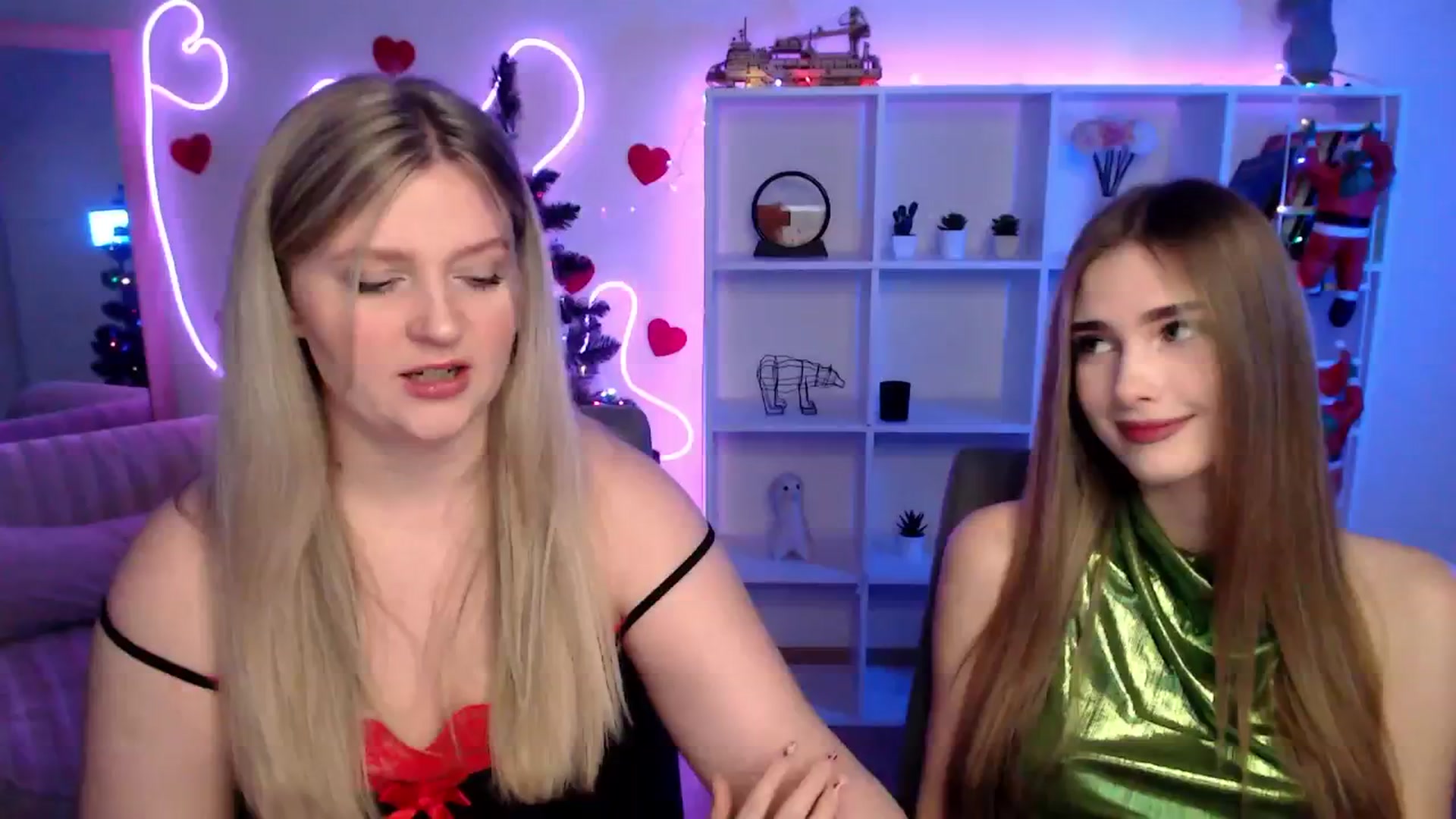 Gallery image thumbnail from Sirela's myfreecams stream on, 01/02/2026, 11:49 image 17 of 20