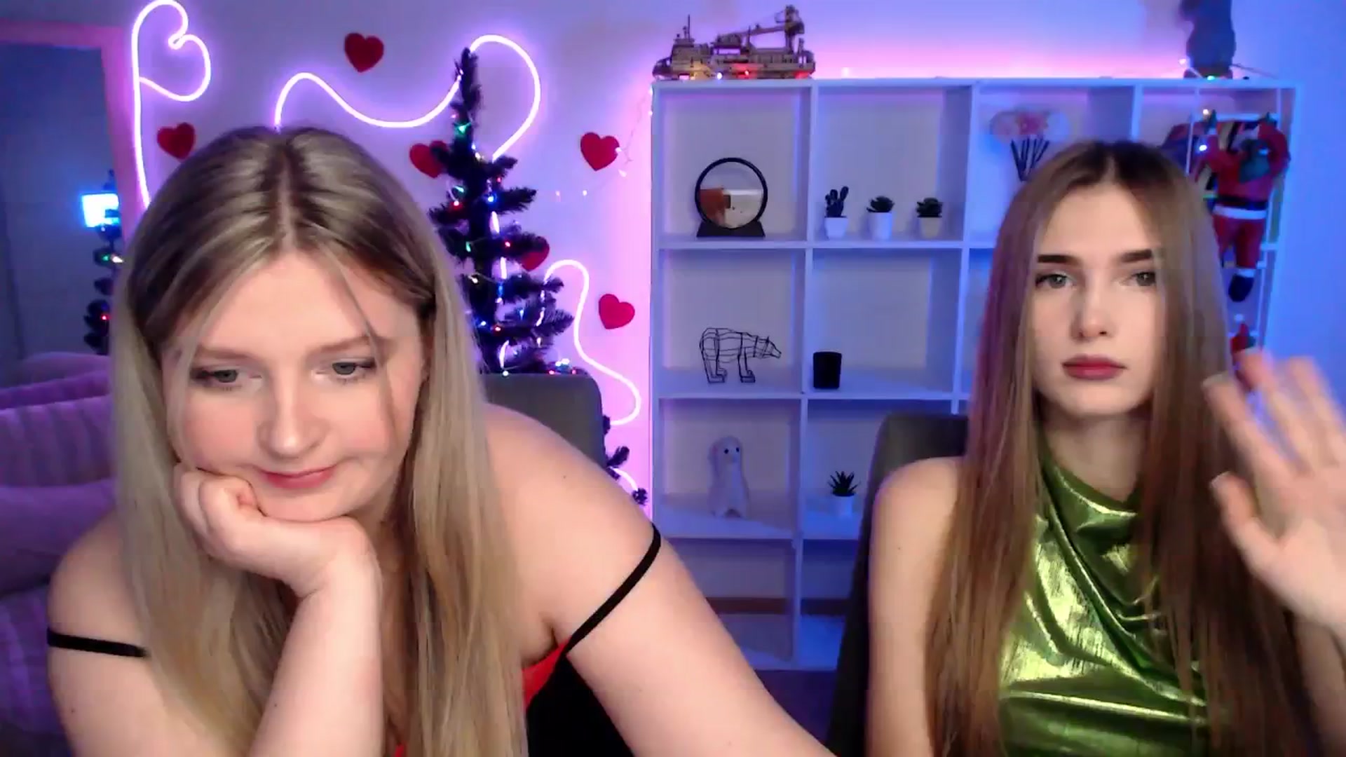 Gallery image thumbnail from Sirela's myfreecams stream on, 01/02/2026, 11:49 image 9 of 20