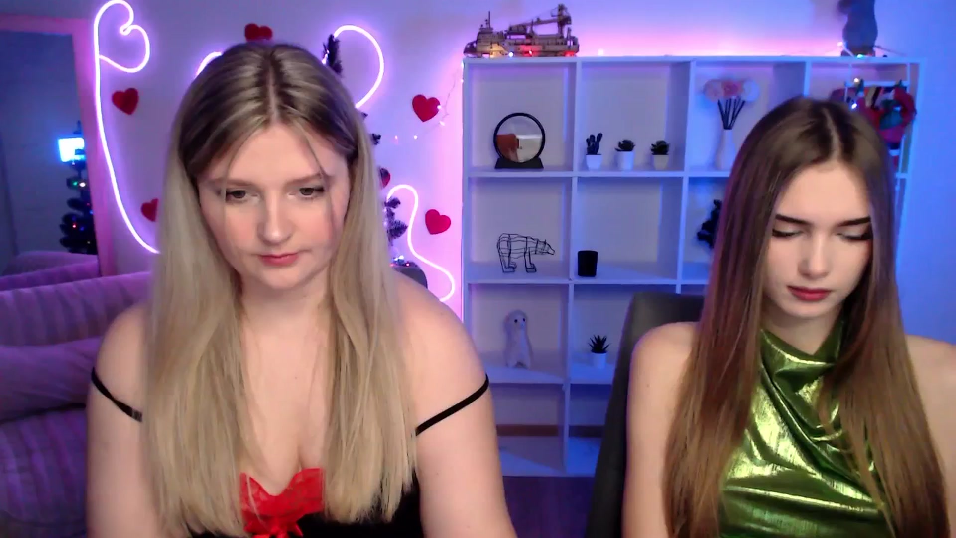 Gallery image thumbnail from Sirela's myfreecams stream on, 01/02/2026, 11:49 image 7 of 20