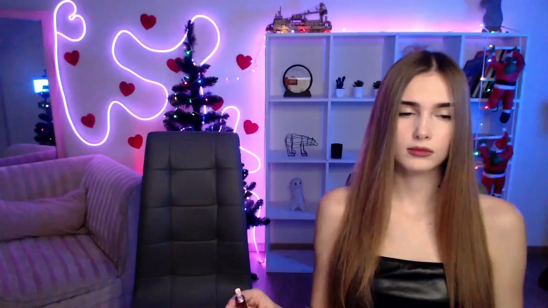 Gallery image thumbnail from Sirela's myfreecams stream on, 01/02/2026, 13:09 image 10 of 20