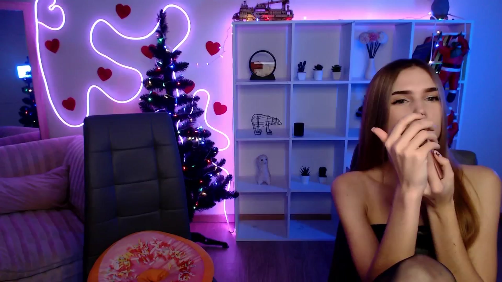Gallery image thumbnail from Sirela's myfreecams stream on, 01/02/2026, 14:19 image 12 of 20