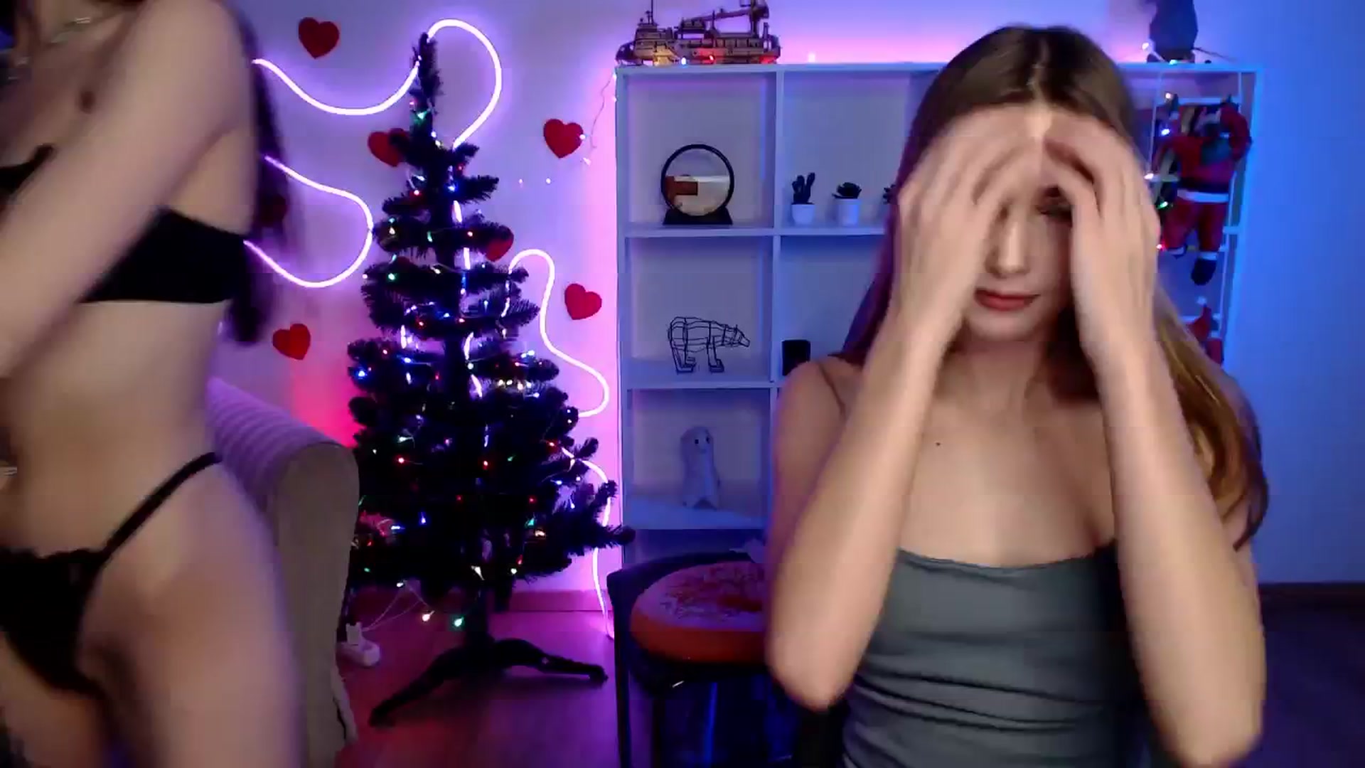 Gallery image thumbnail from Sirela's myfreecams stream on, 01/02/2026, 18:09 image 5 of 20