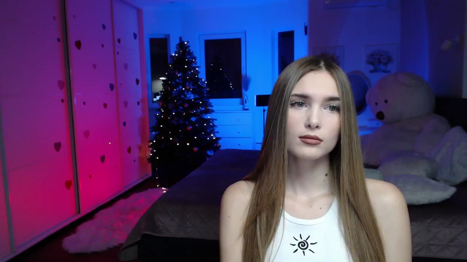 Gallery image thumbnail from Sirela's myfreecams stream on, 01/03/2026, 10:45 image 19 of 20