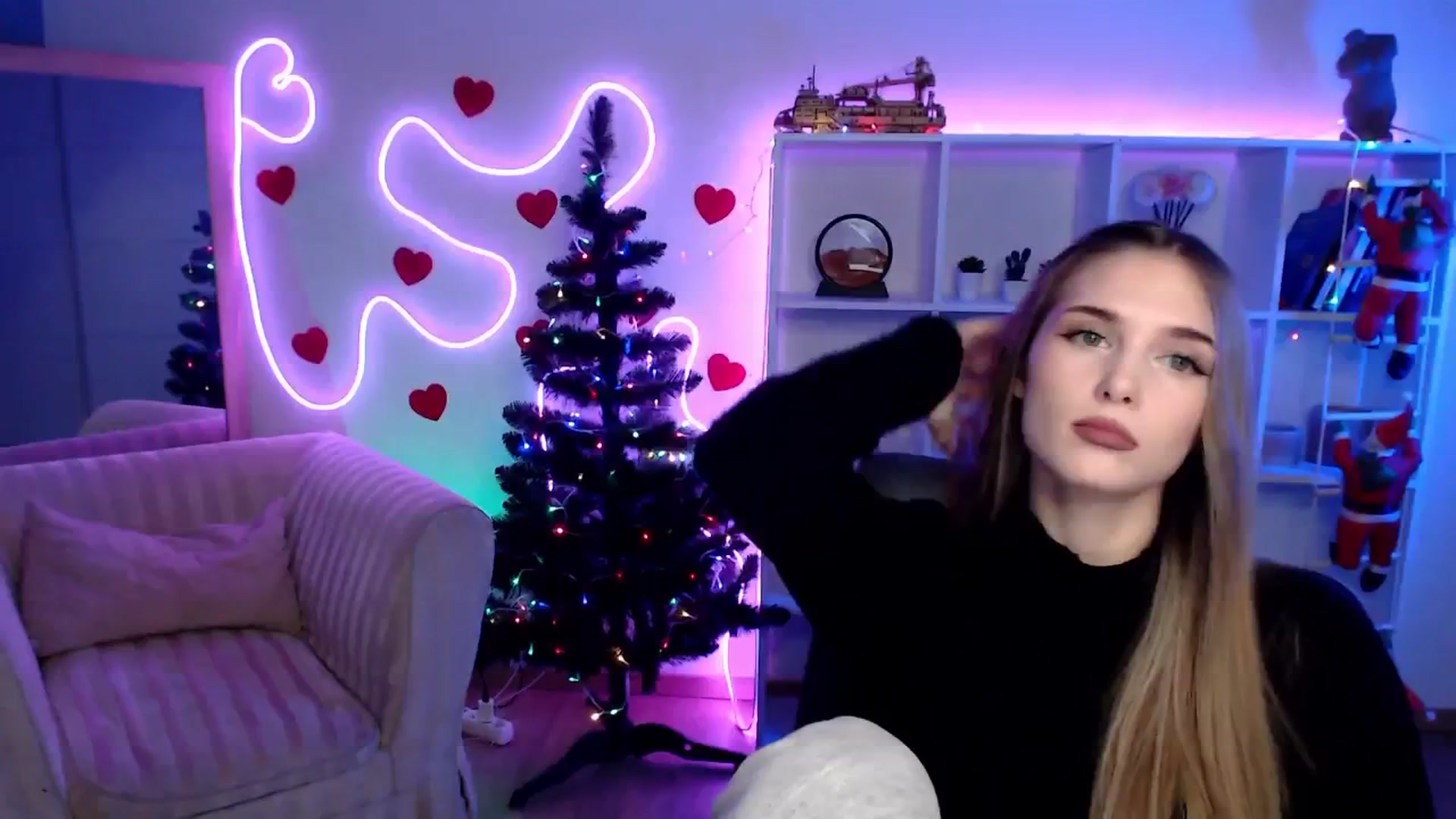 Gallery image thumbnail from Sirela's myfreecams stream on, 01/14/2026, 17:49 image 16 of 20
