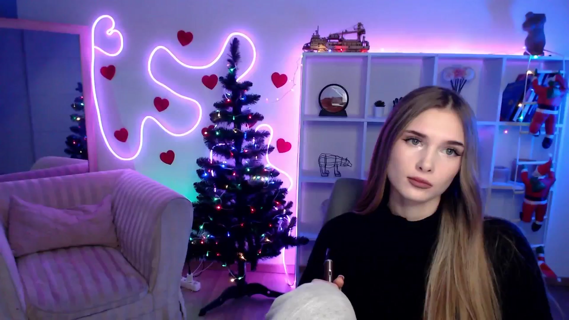 Gallery image thumbnail from Sirela's myfreecams stream on, 01/14/2026, 17:49 image 12 of 20