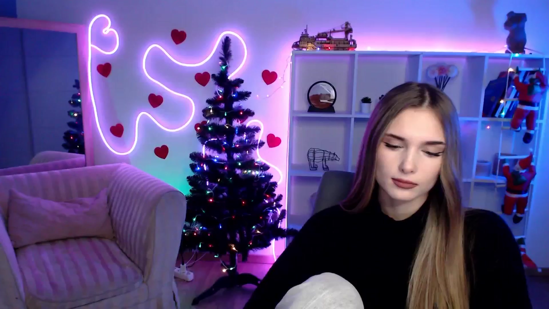 Gallery image thumbnail from Sirela's myfreecams stream on, 01/14/2026, 17:49 image 14 of 20
